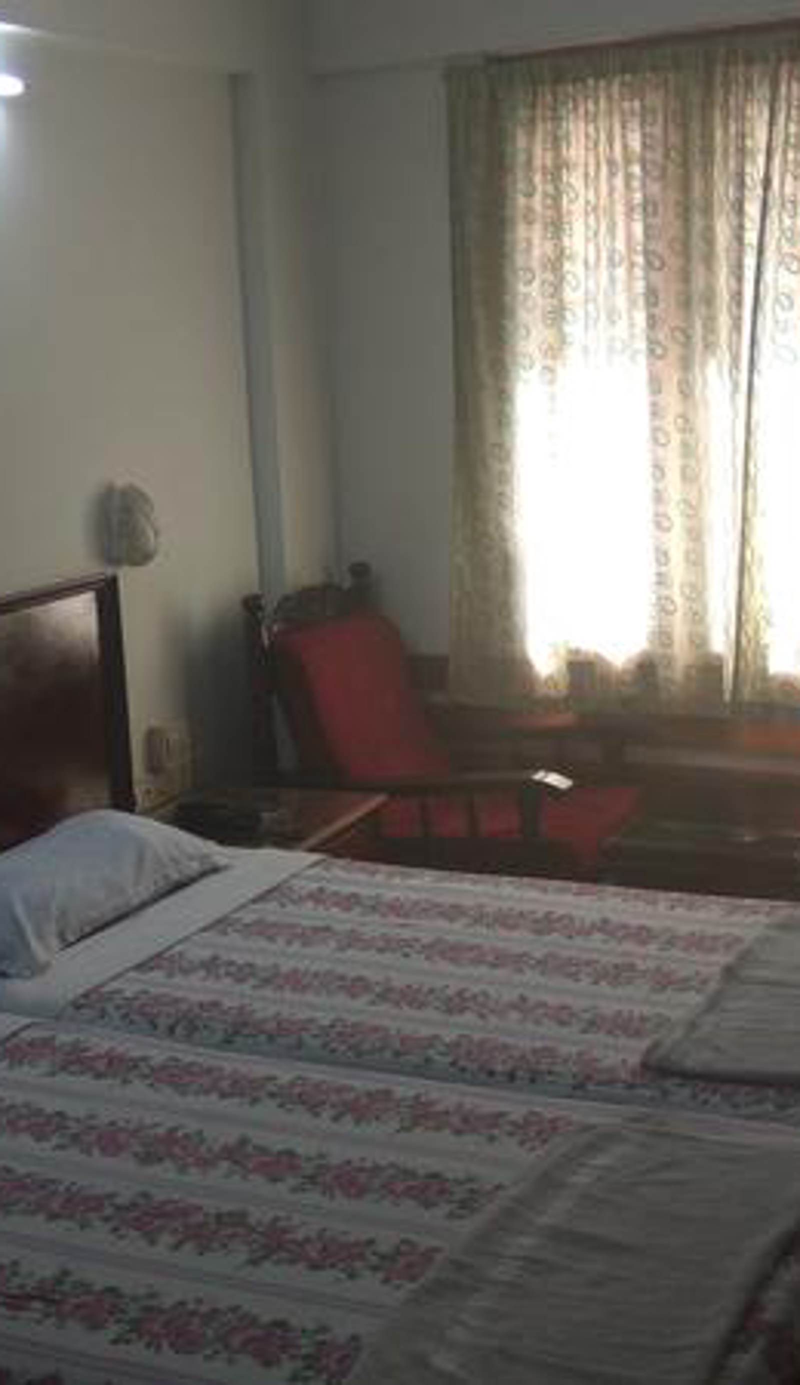 Hotel Equator