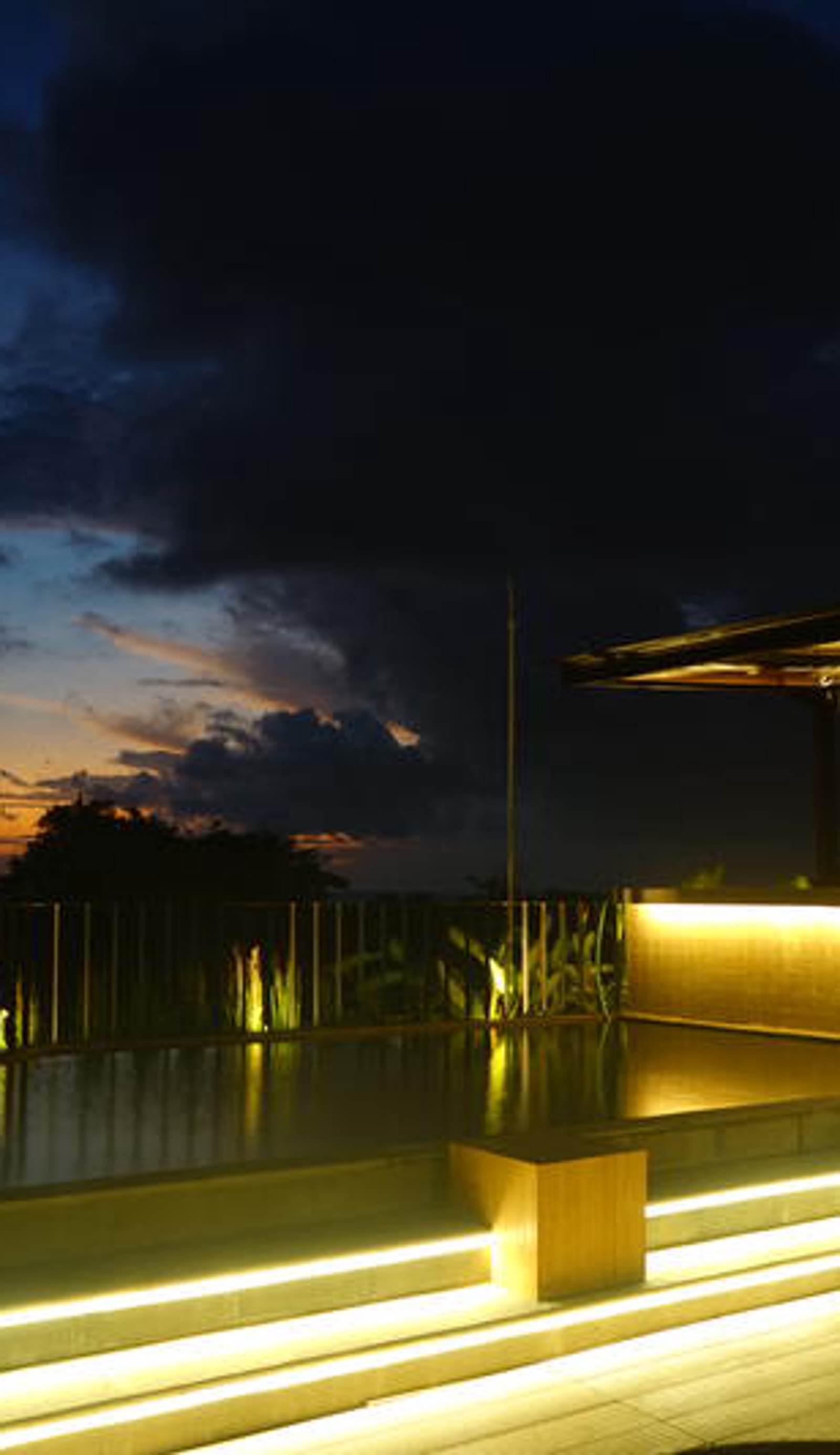 Borough Capsule Hostel Bali