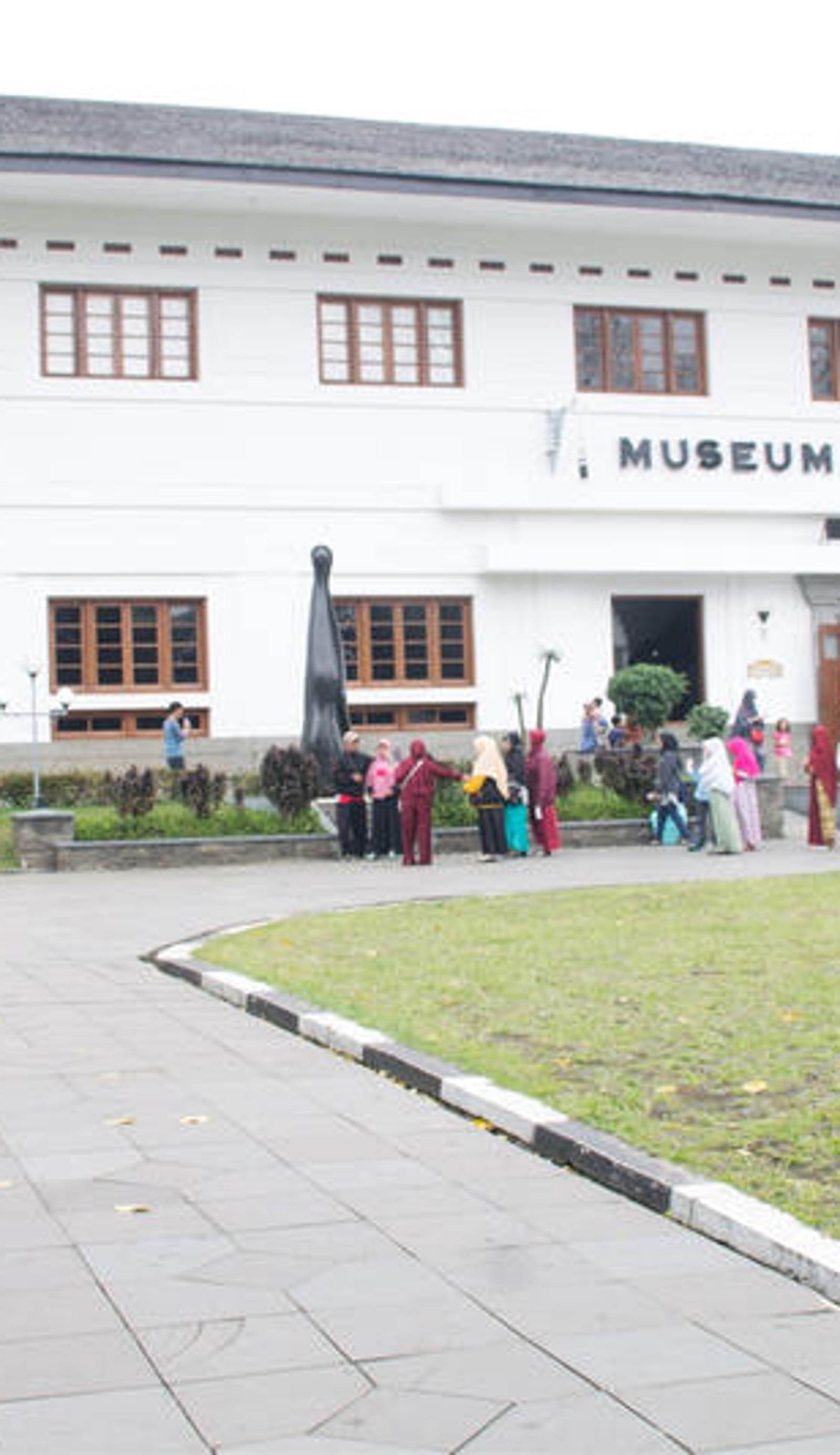 Bandung-B-Backpackers