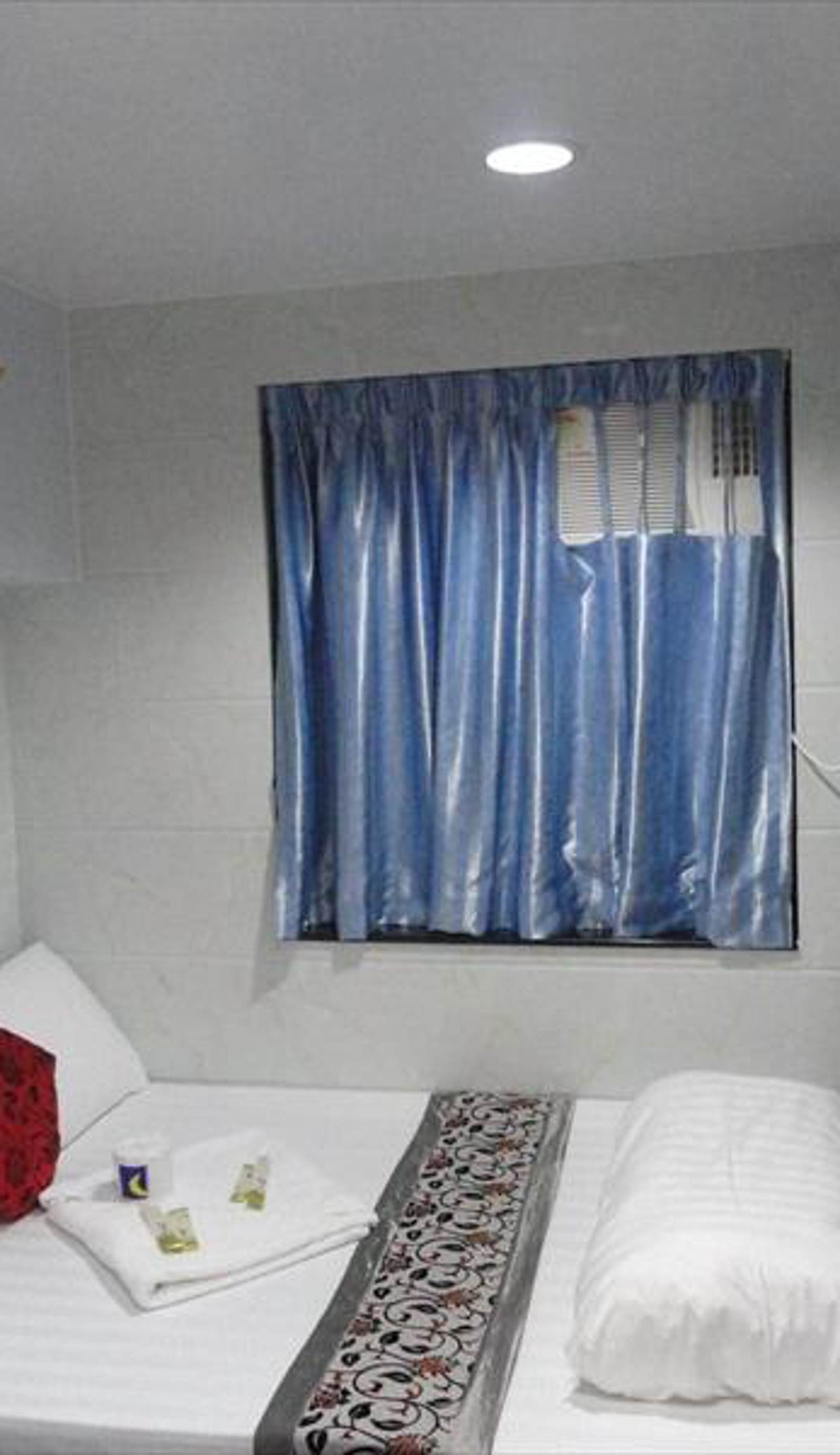 Paris Guest House