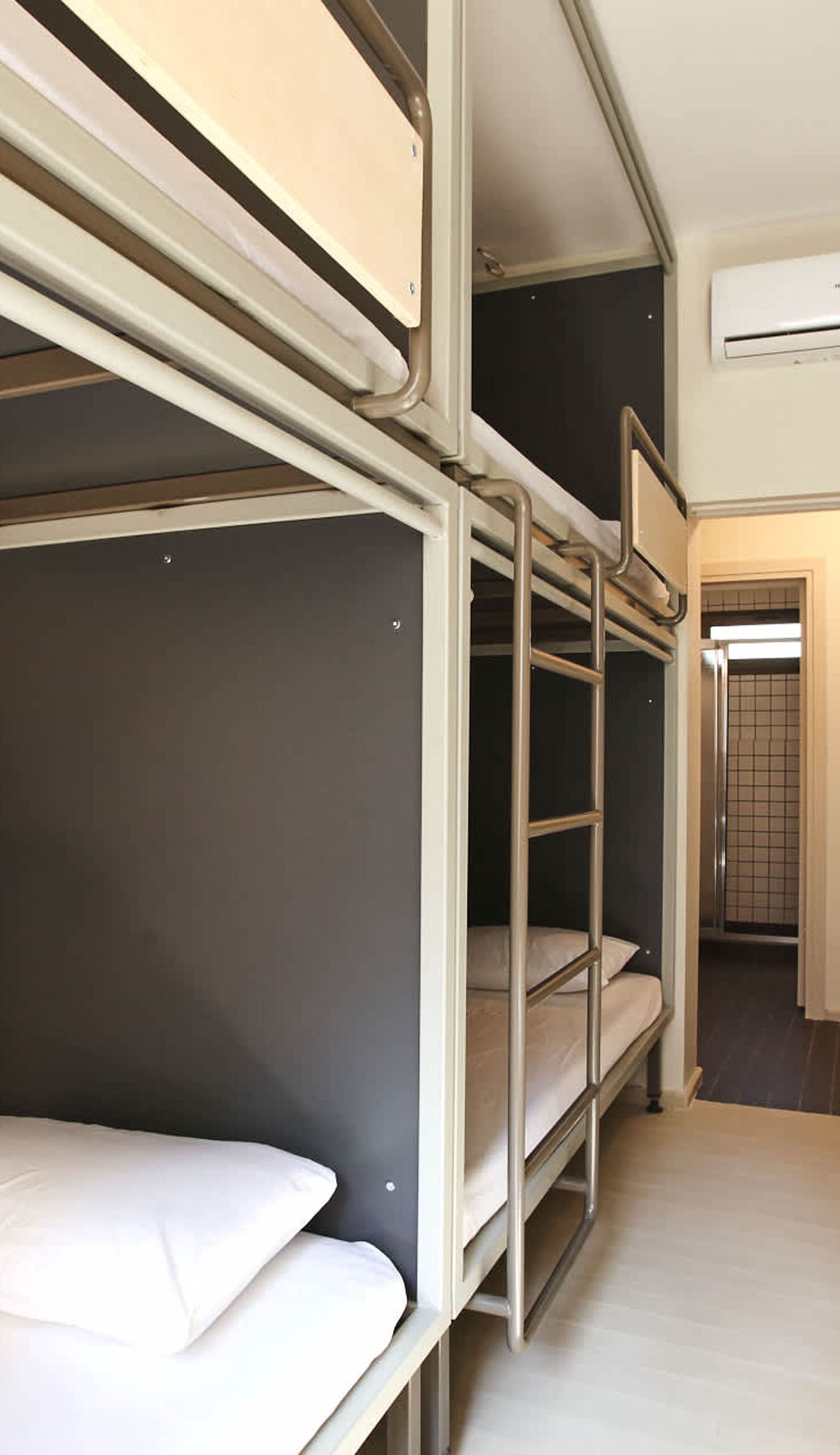 Flaneur Hostel
