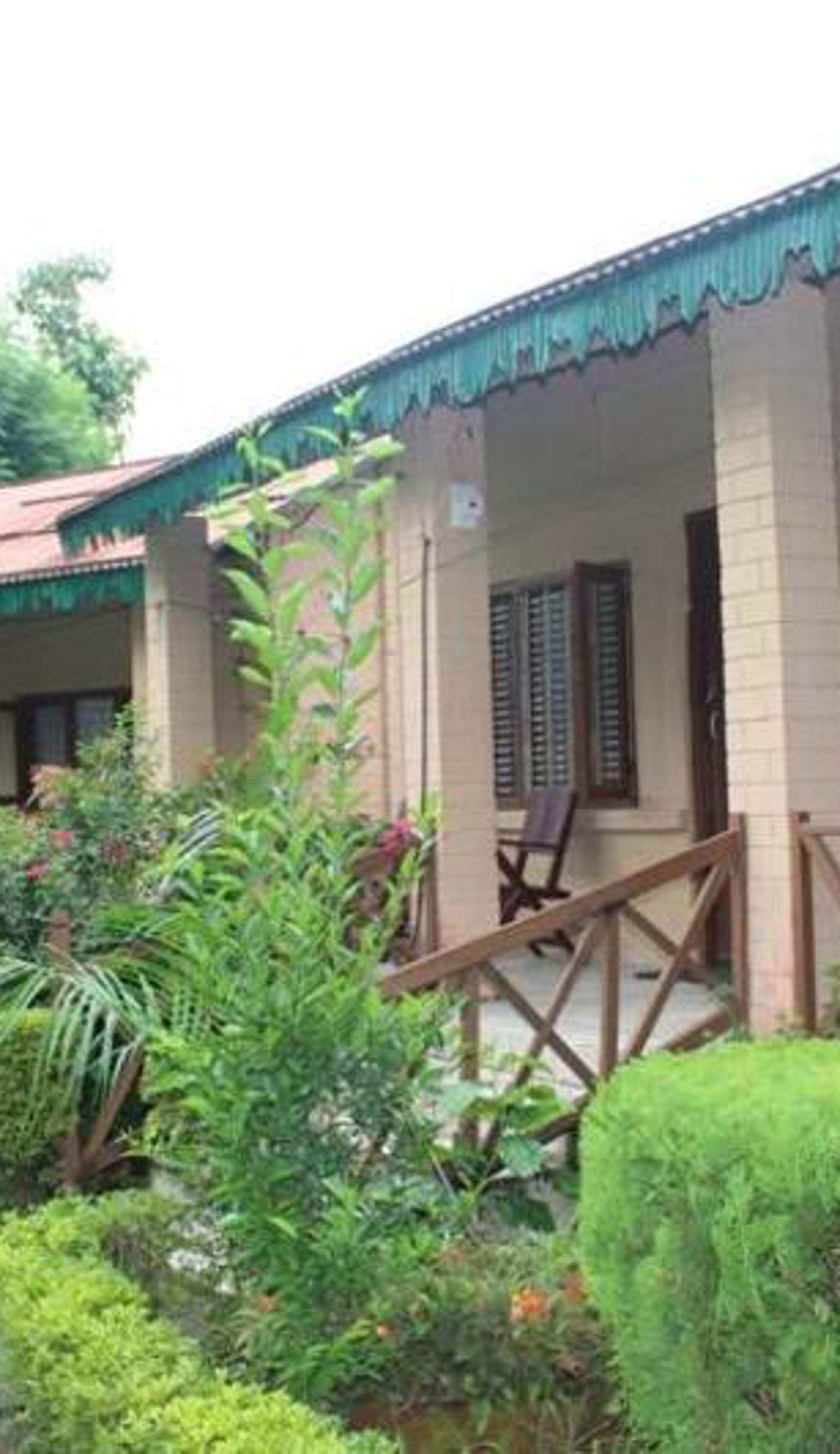 Eden Jungle Resort
