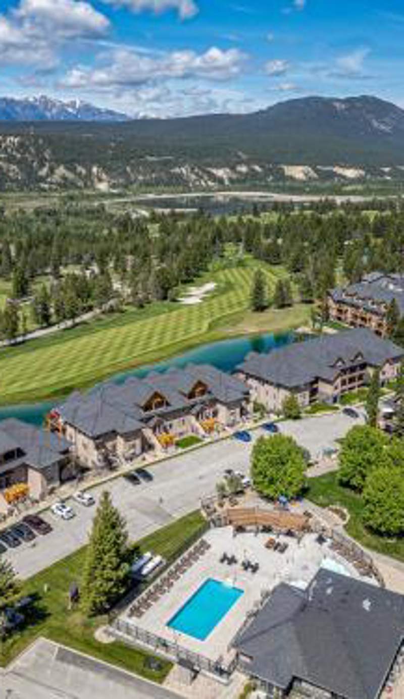 Bighorn Meadows Resort