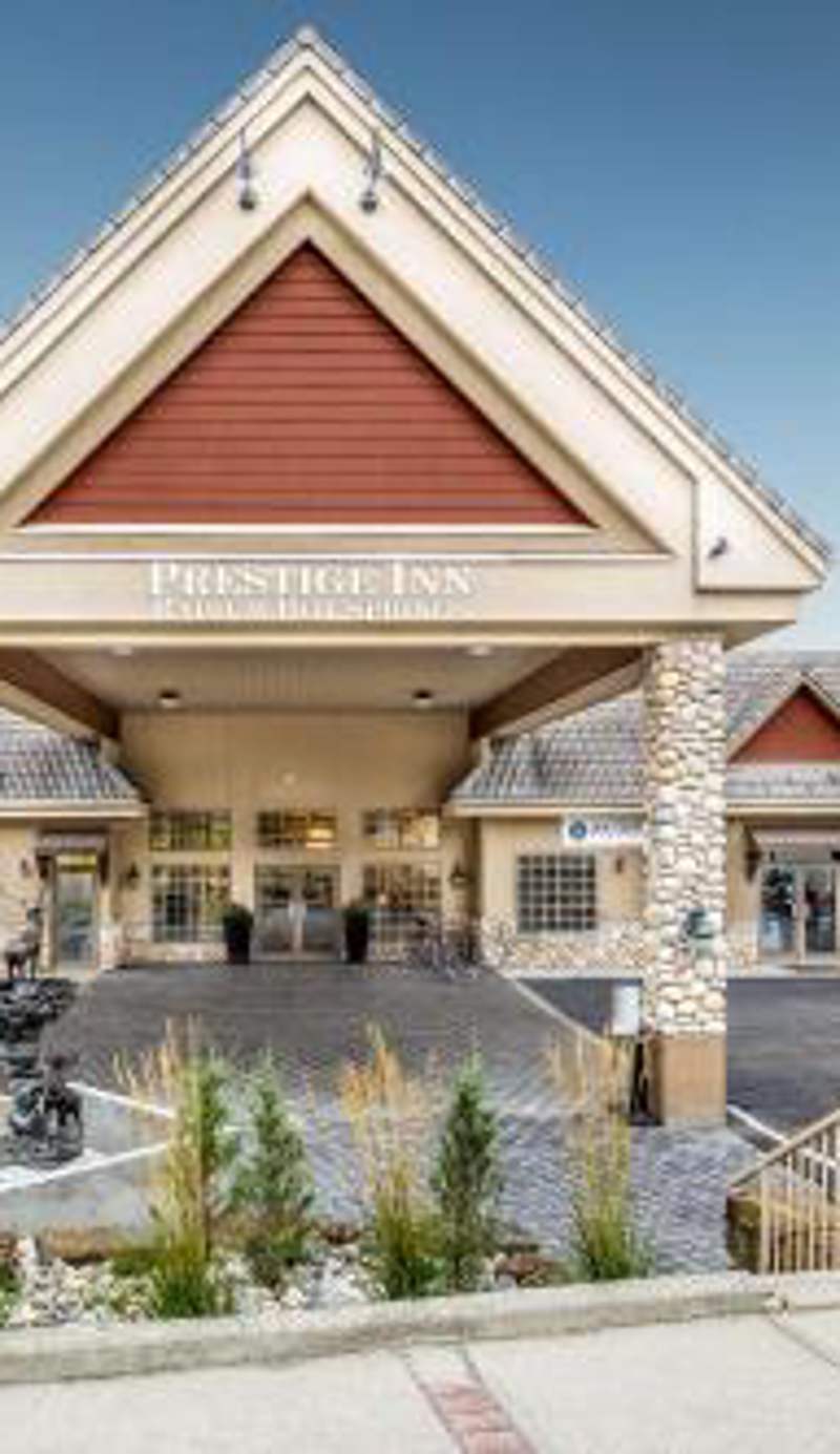 Prestige Radium Hot Springs Resort, WorldHotels Crafted