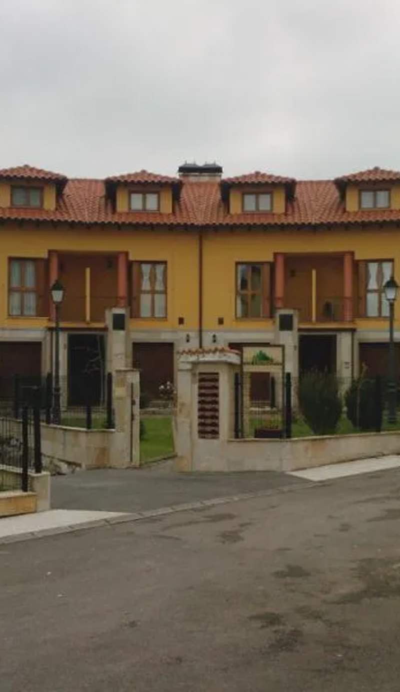 Apartamentos - El Bosquin
