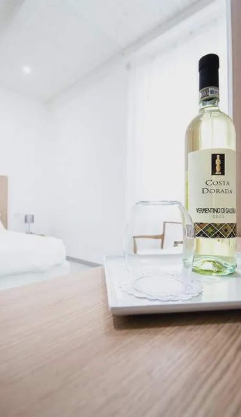 La Promenade Rooms & Suites