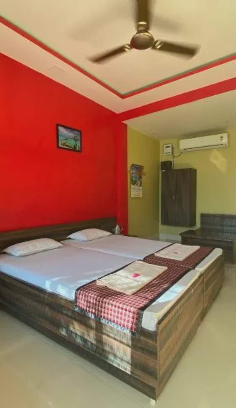 APURBA GUEST HOUSE