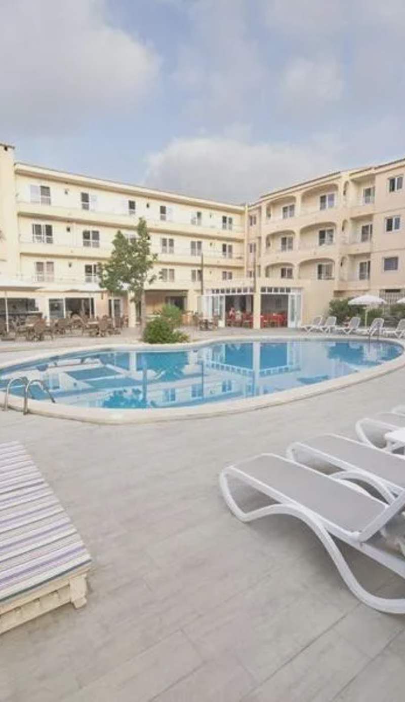 Hotel LLITERAS