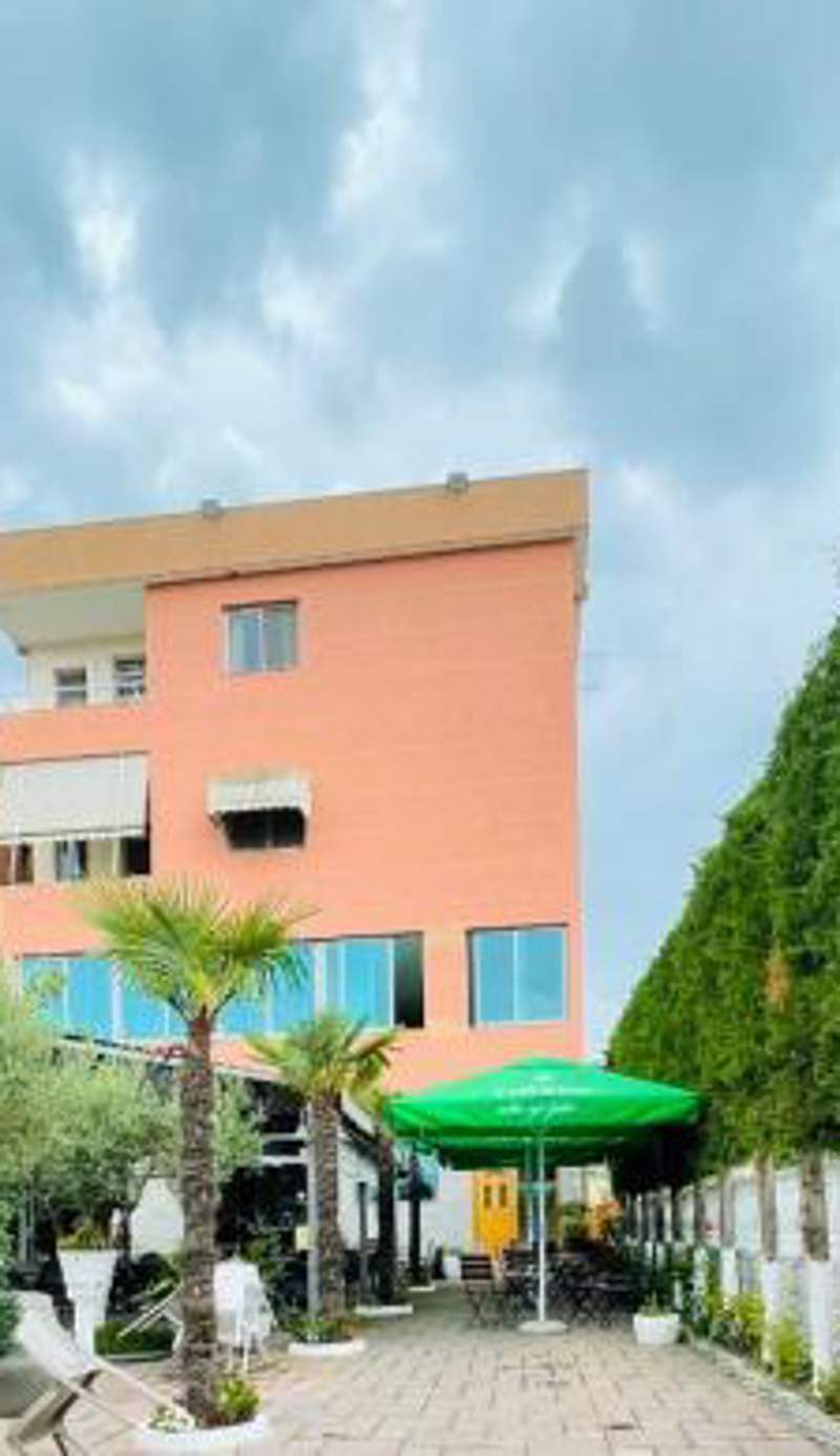 Vila 125 Apartments & Restaurant