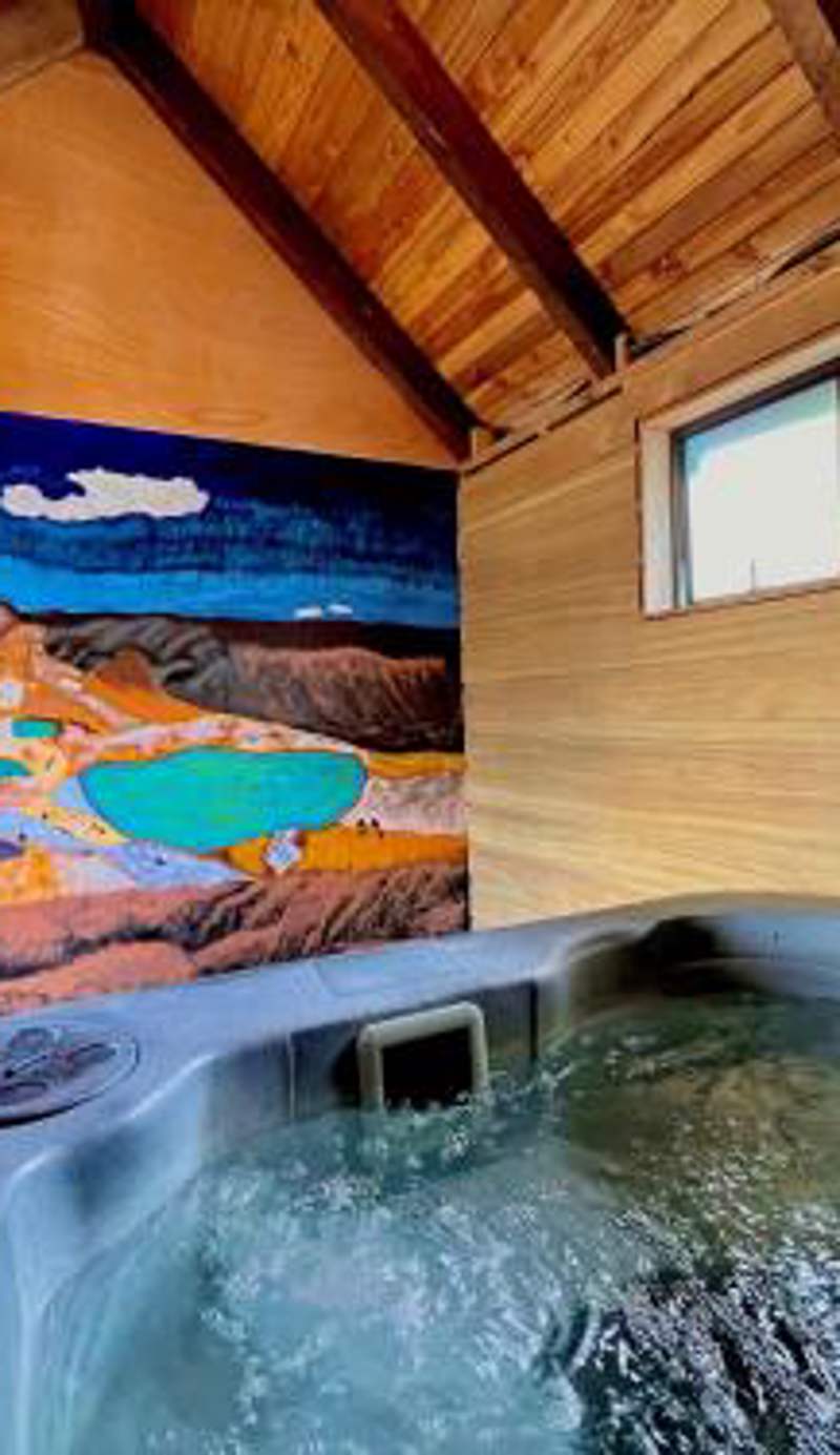 Adventure Lodge and Motels and Tongariro Crossing Track Transport