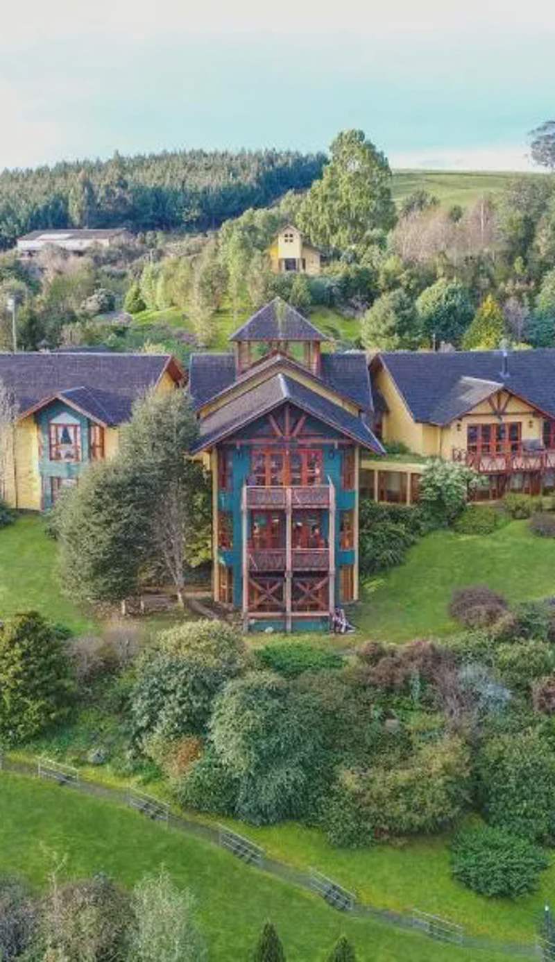 Hotel y Cabañas Punta Larga - Caja Los Andes