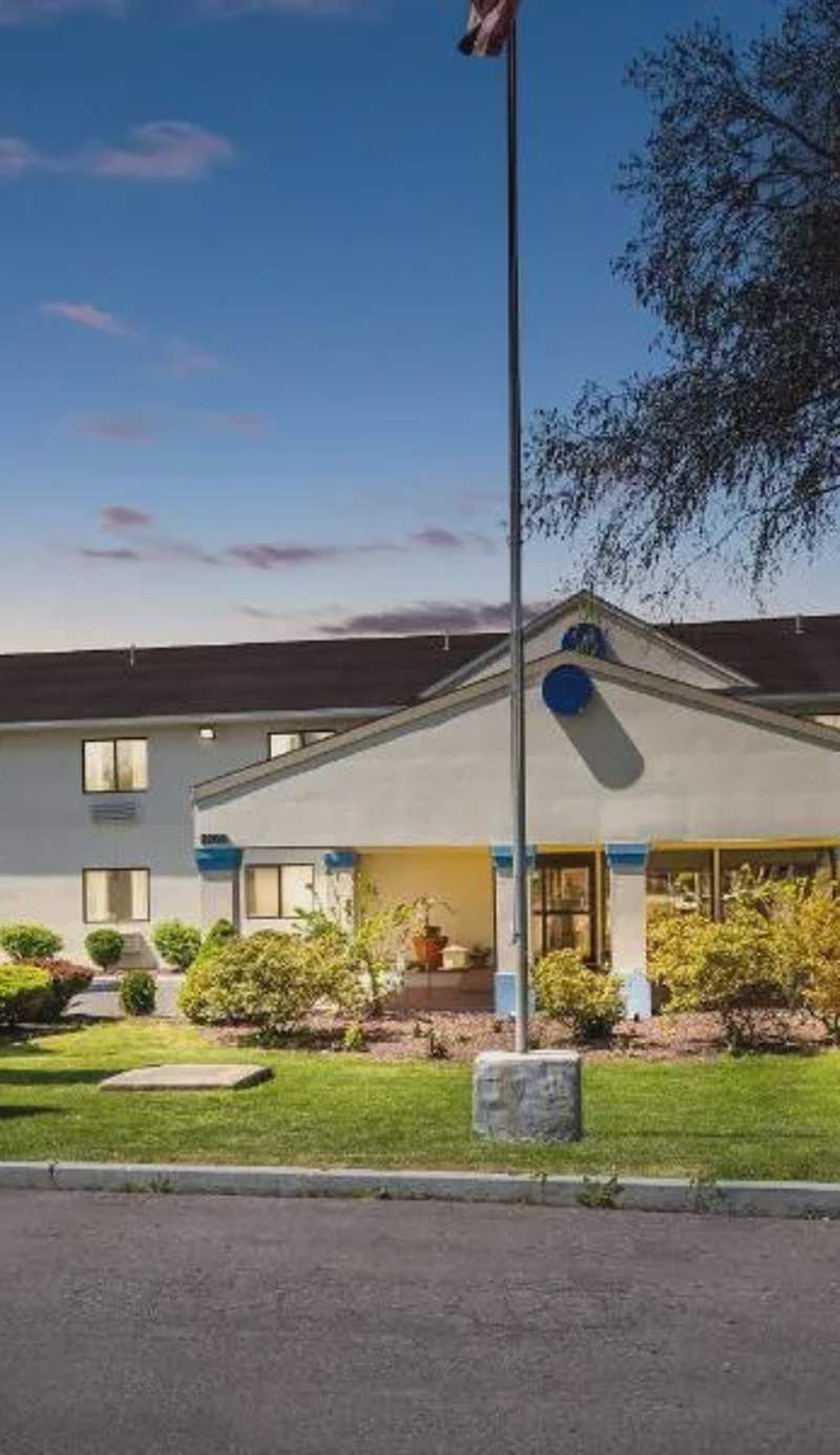 SureStay Plus by Best Western Reading North