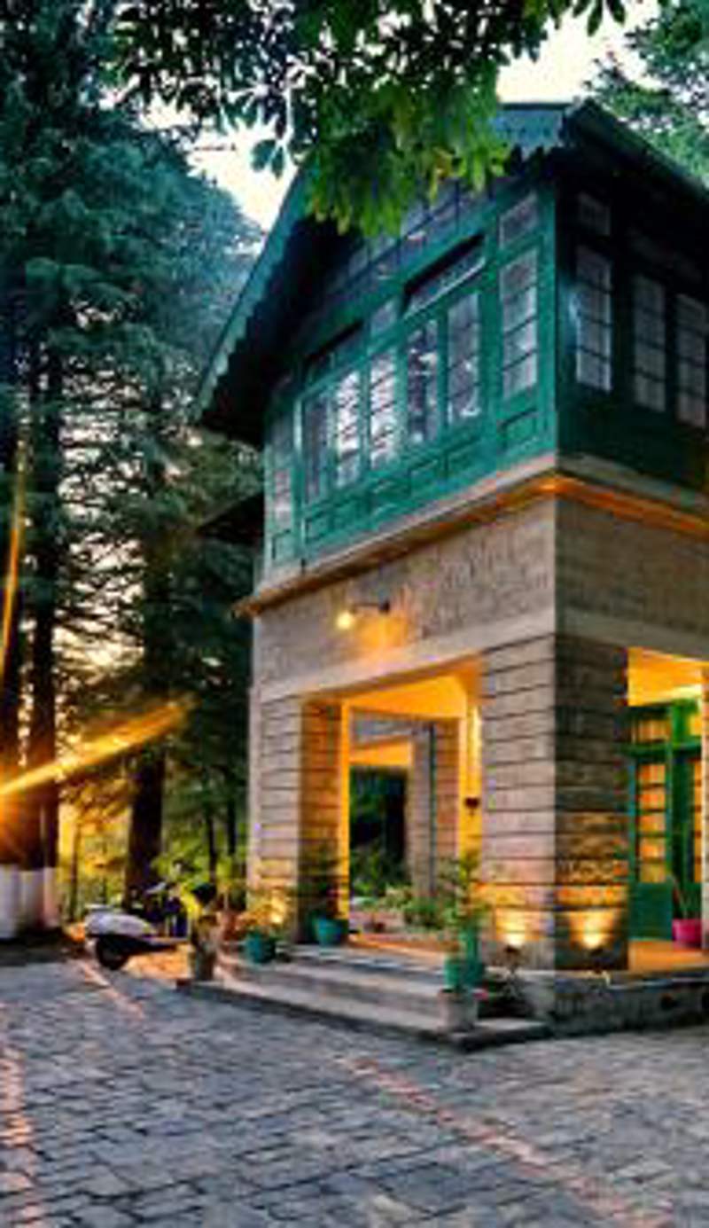 Brij Villa, Dalhousie - A Colonial Luxury Retreat