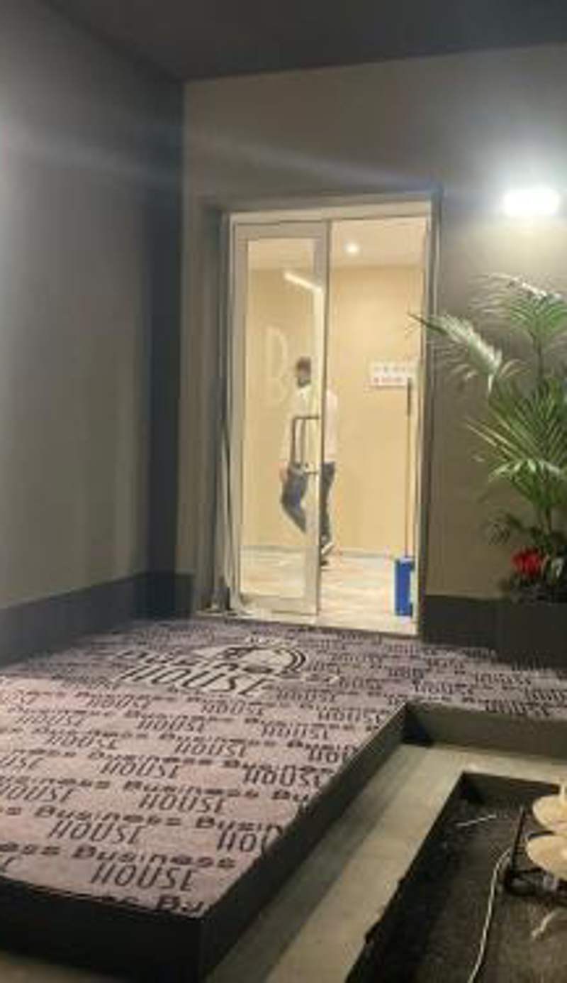 Business House