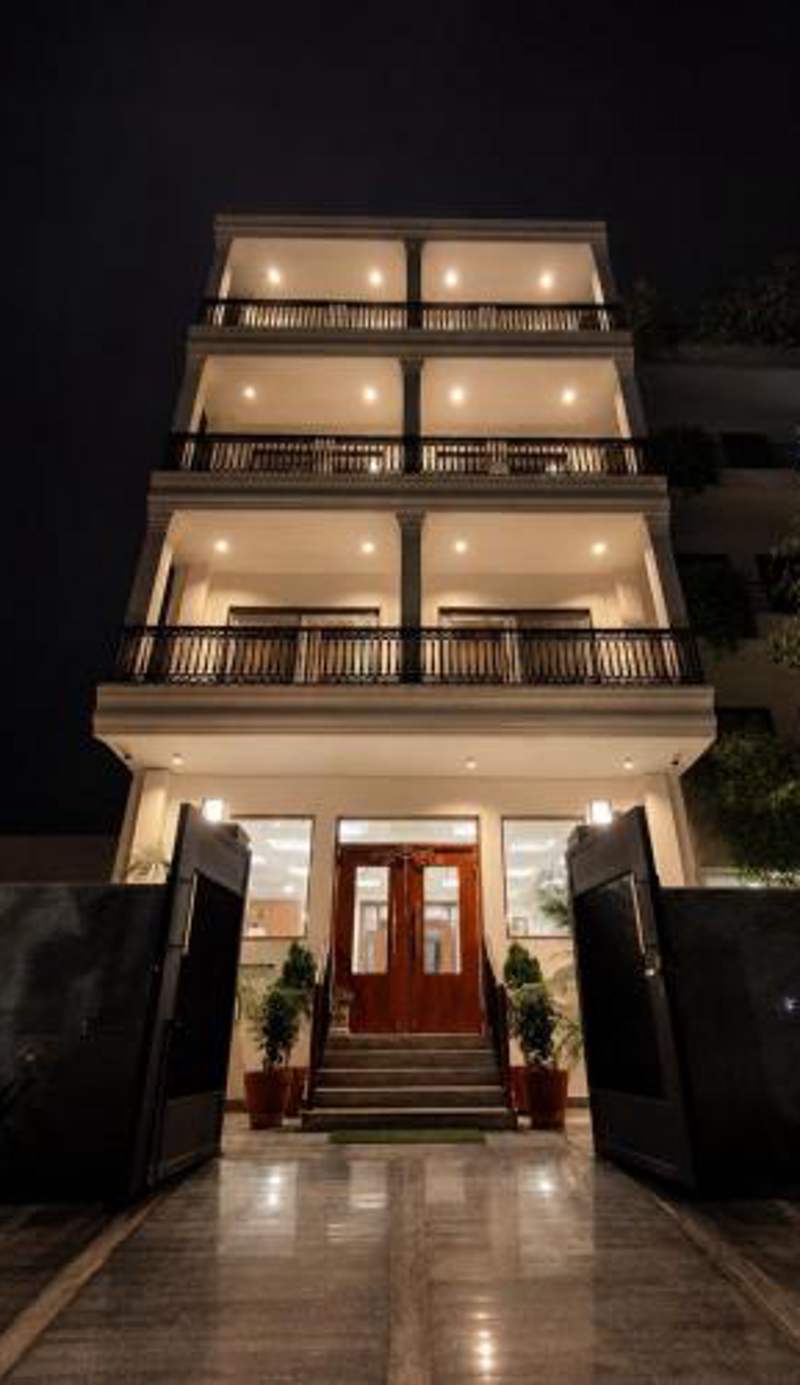 Hotel Woodmark - Sector 70, Noida