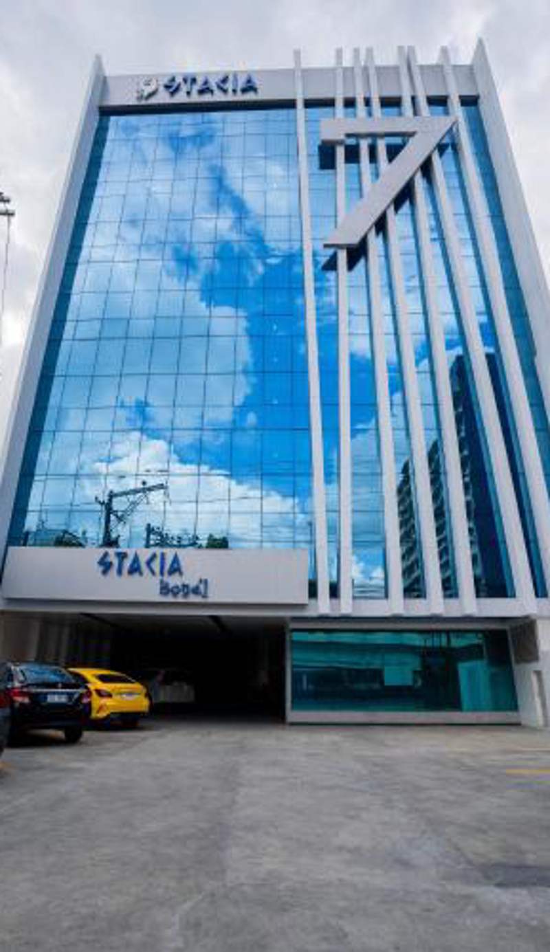 Stacia Hotel