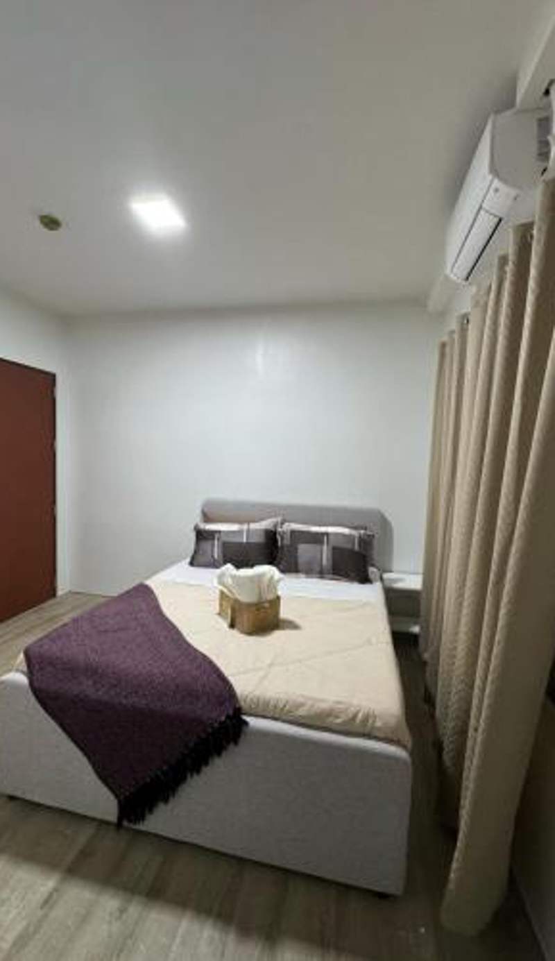 Sophie's Staycation 1 BR condo