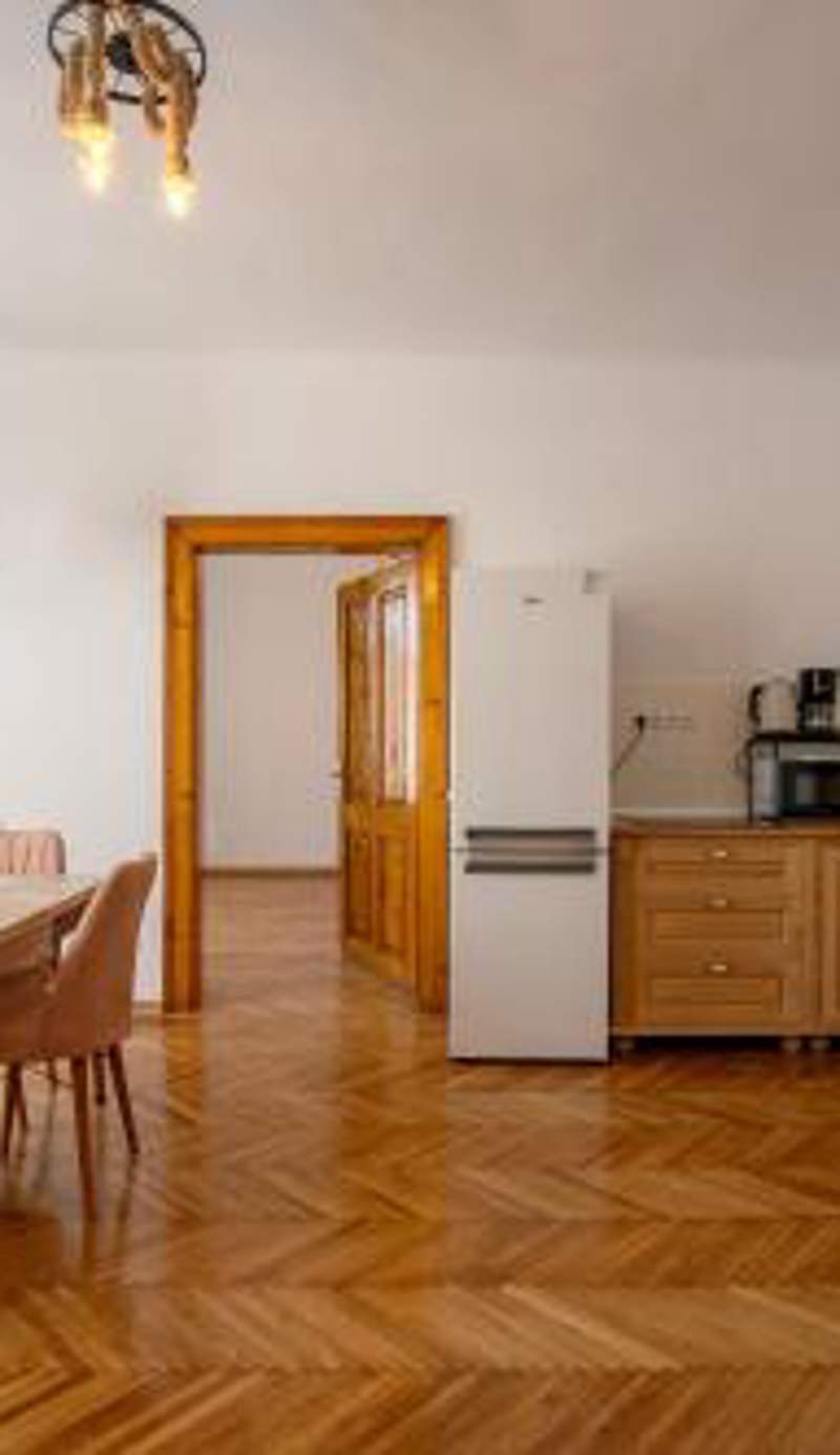 Gloria Apartments