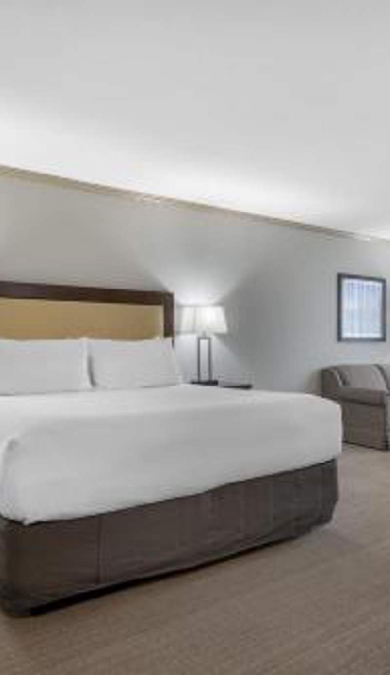 Best Western PLUS Port O'Call Hotel