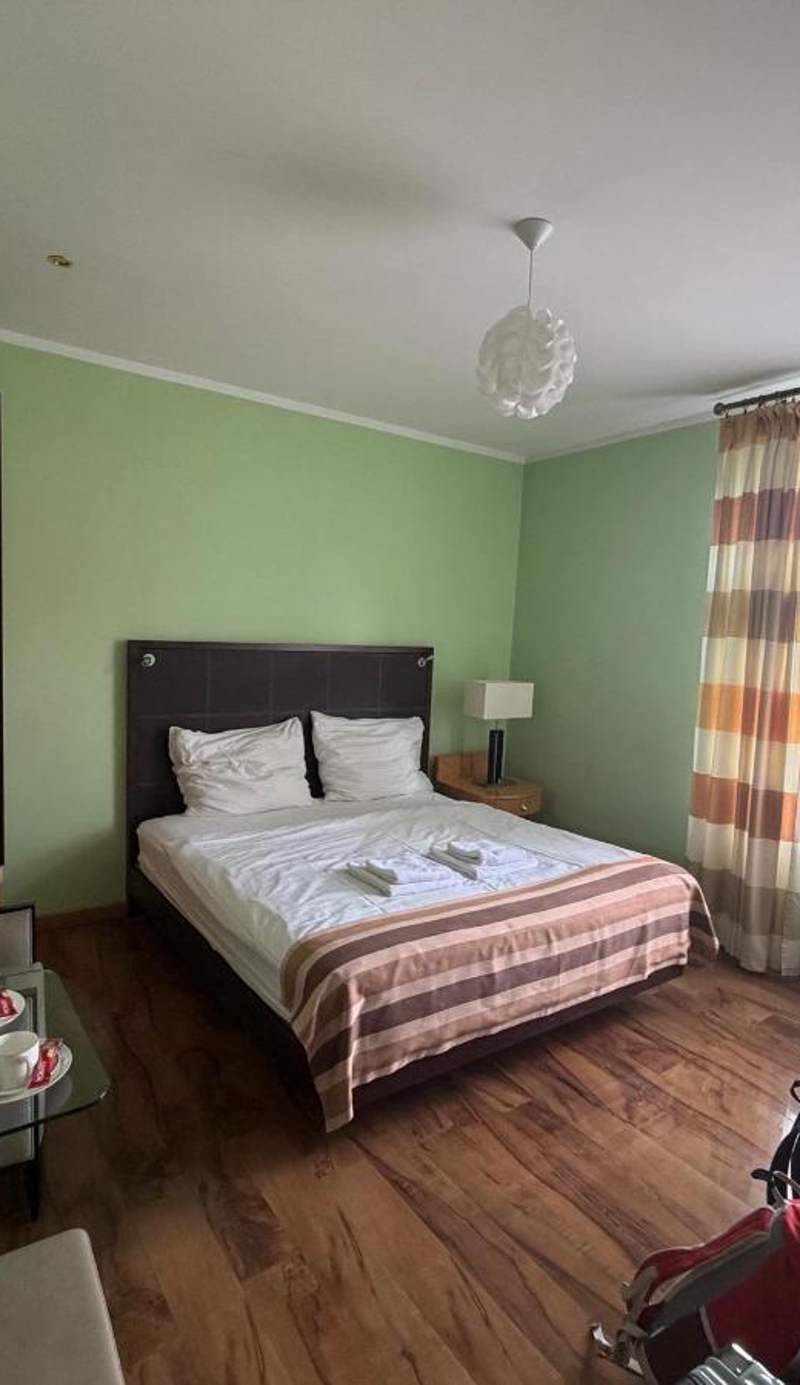 ApartHotel Katowice - Deluxe Rooms with King Beds, City Center, Free Wifi!