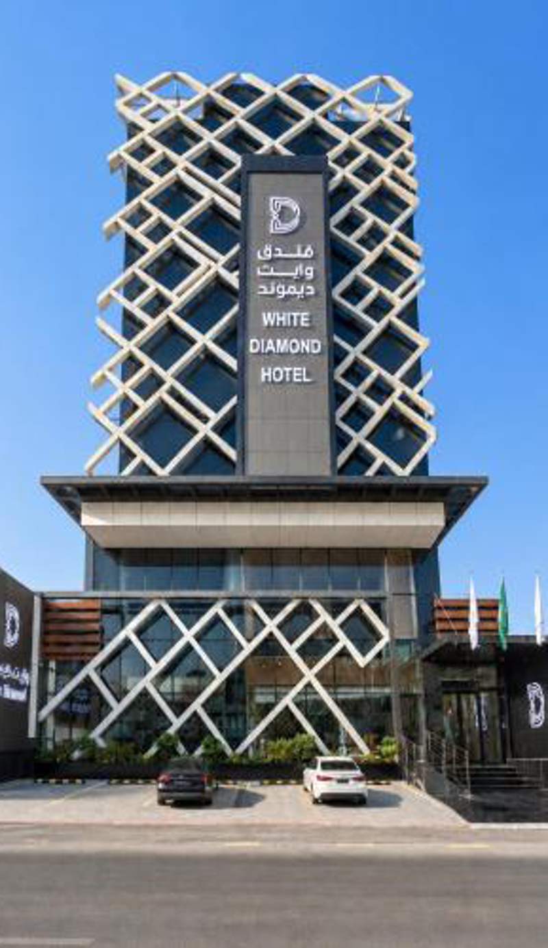 White Diamond Hotel Sari