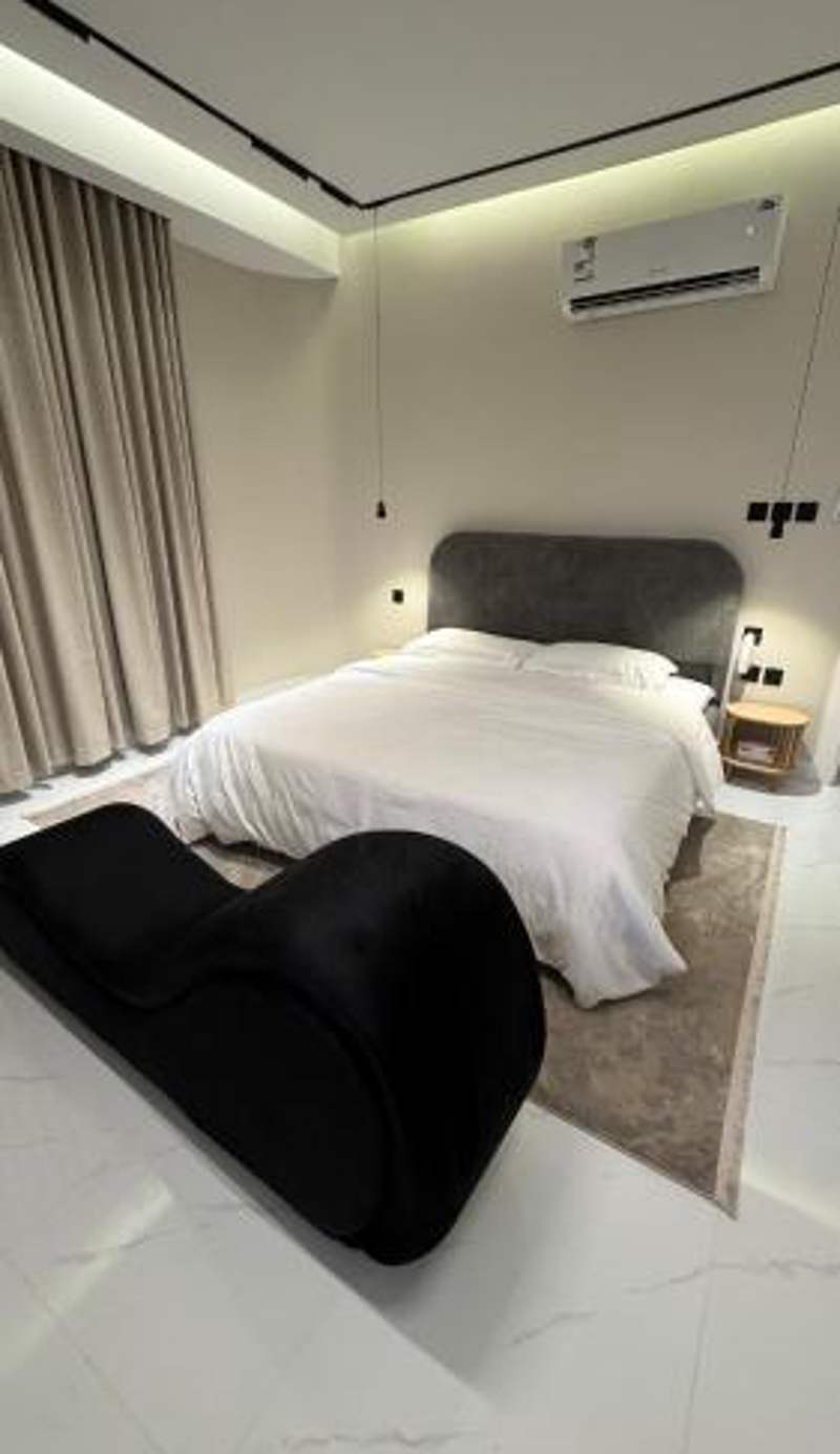 Elegant apt 5 min airport near Mall Arabia