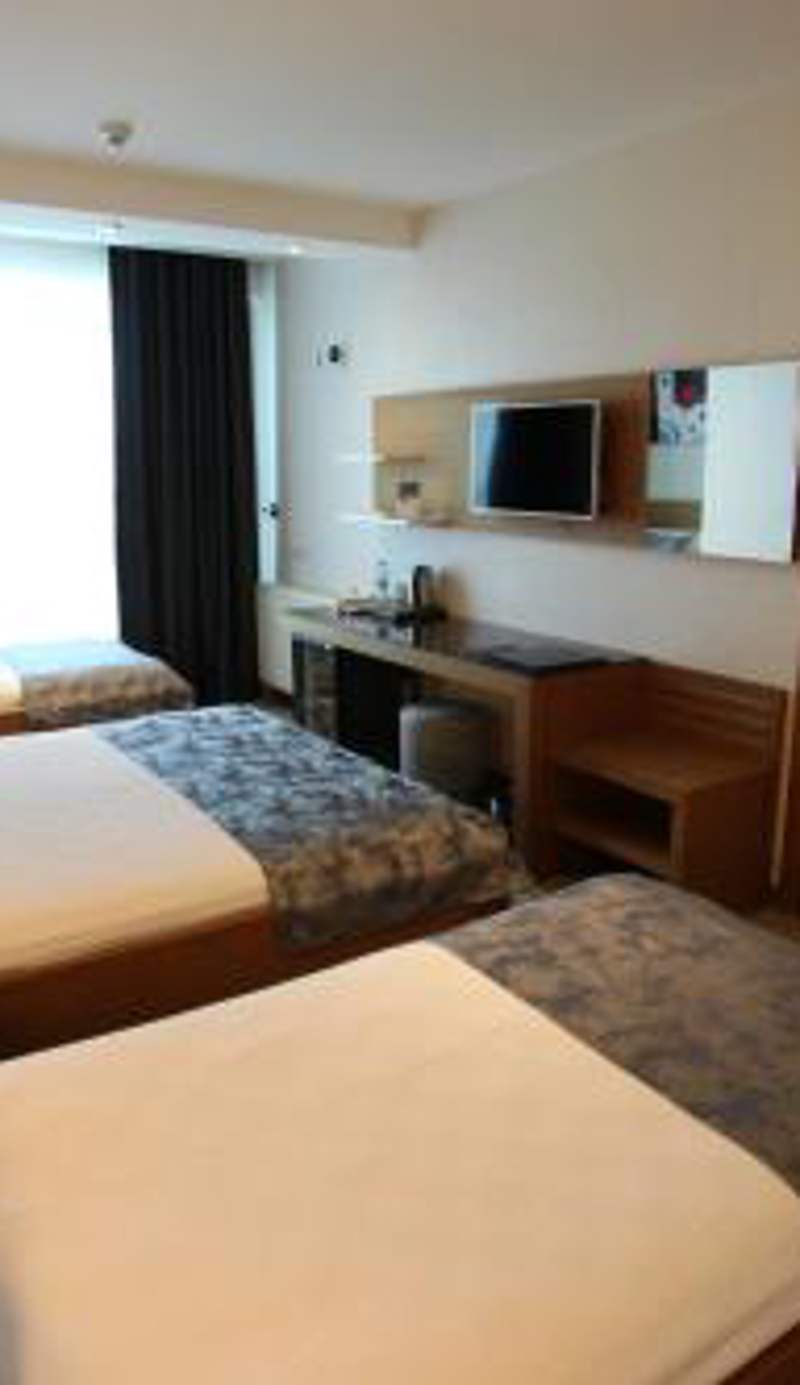 Dies Hotel