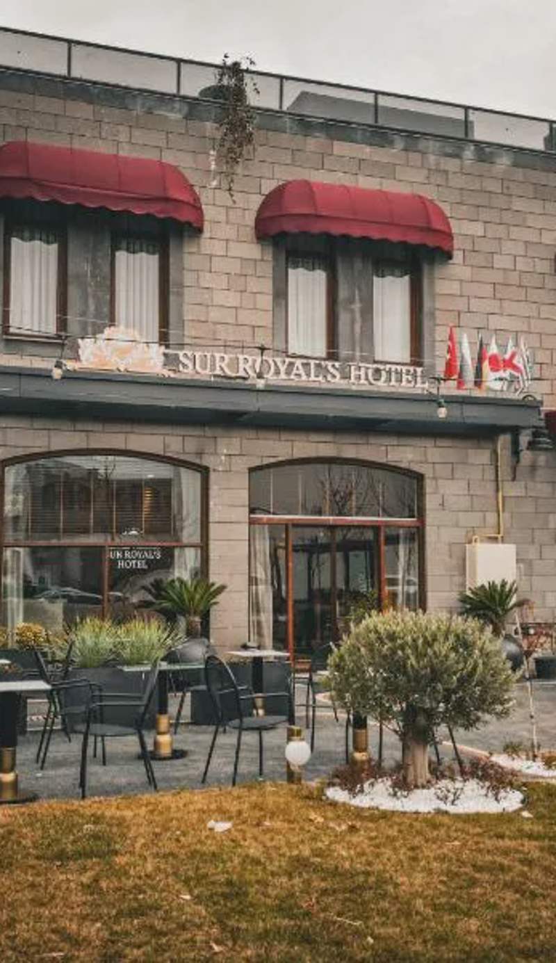 Sur Royal's Hotel
