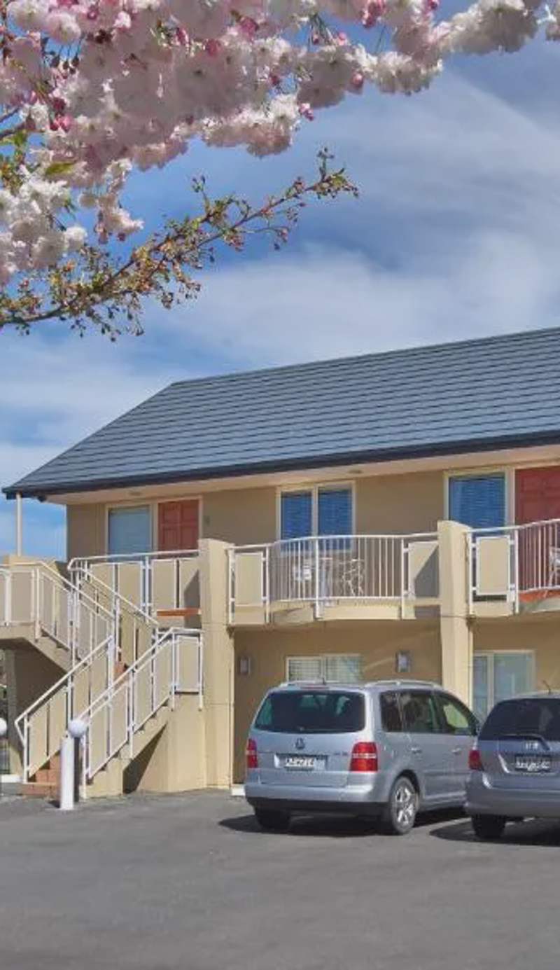 Apollo Motel