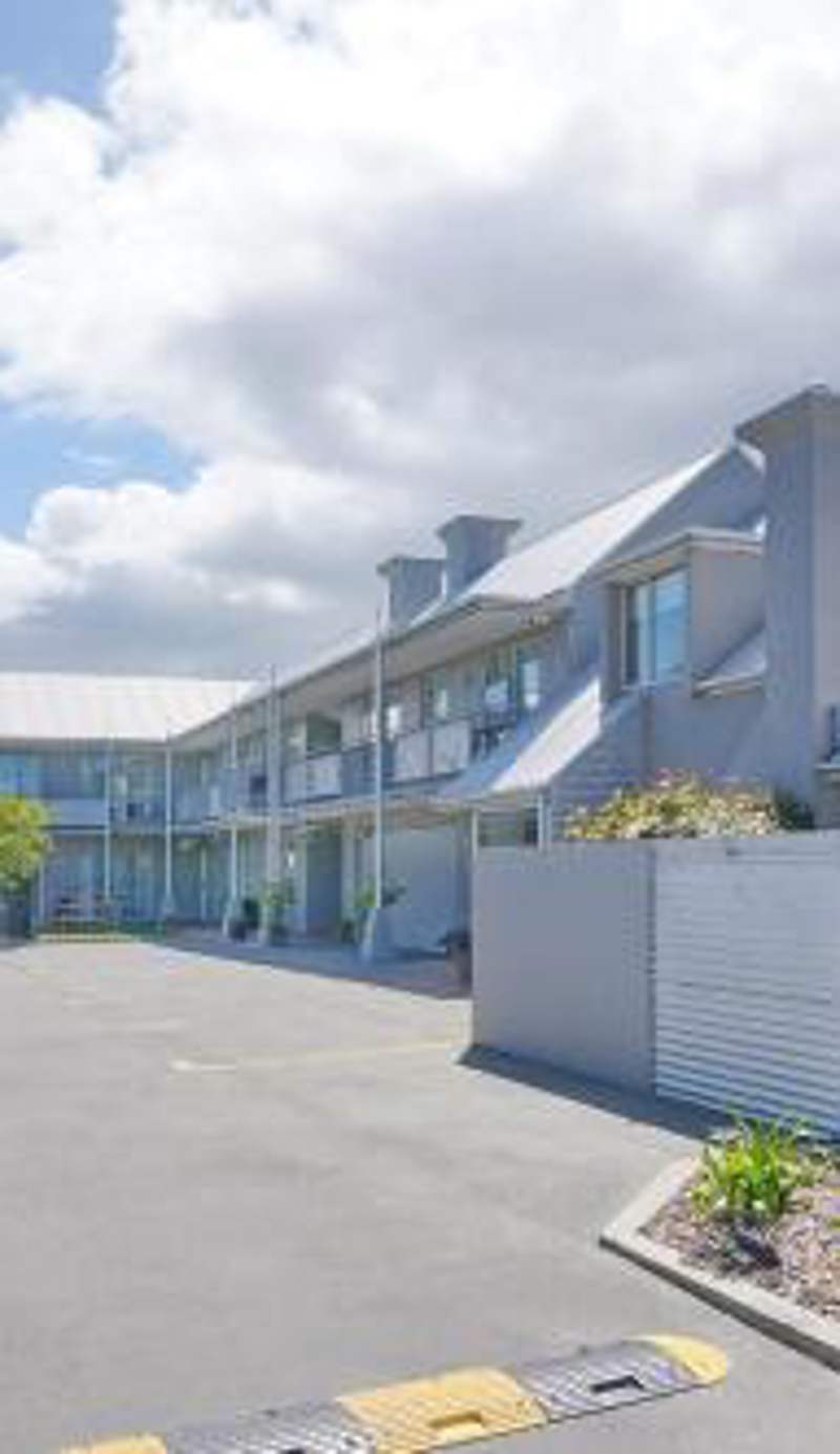 306 Motel Apartments
