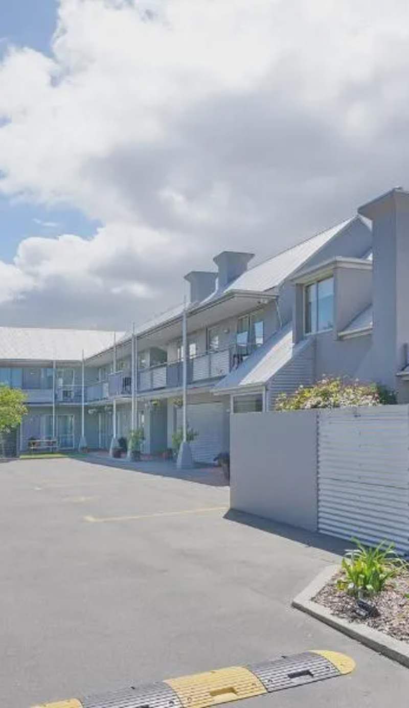 306 Motel Apartments