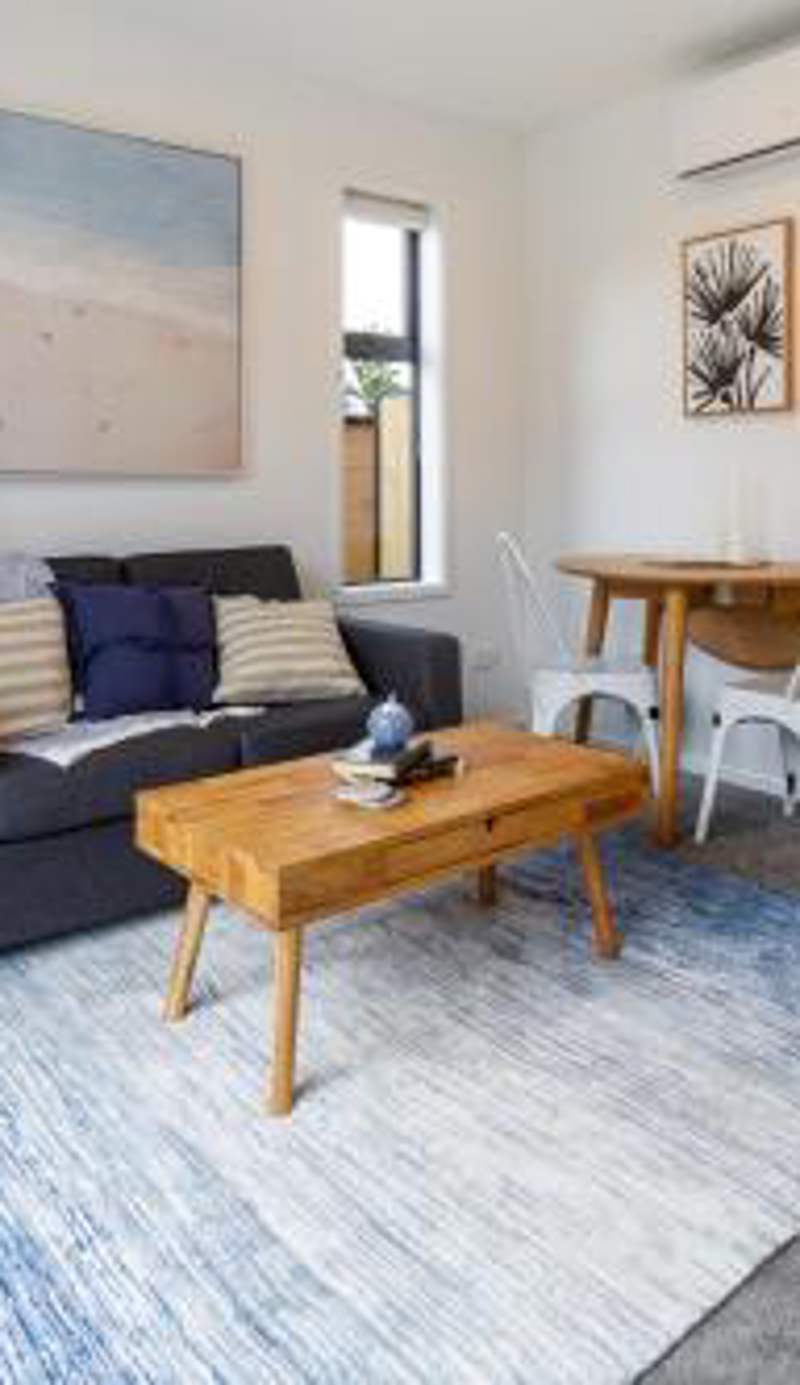 Modern, Convenient, Central: 1 bedroom loft