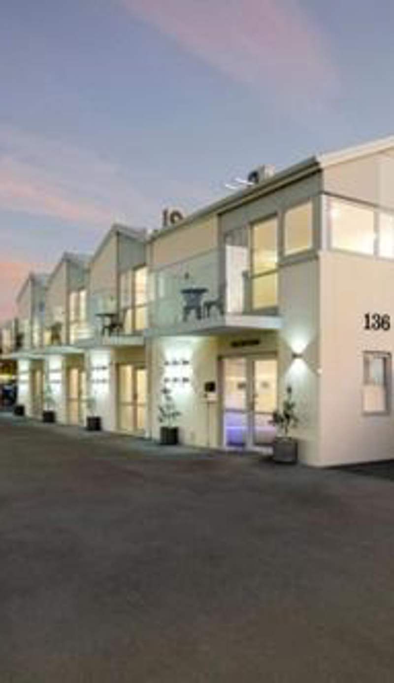 V Motel