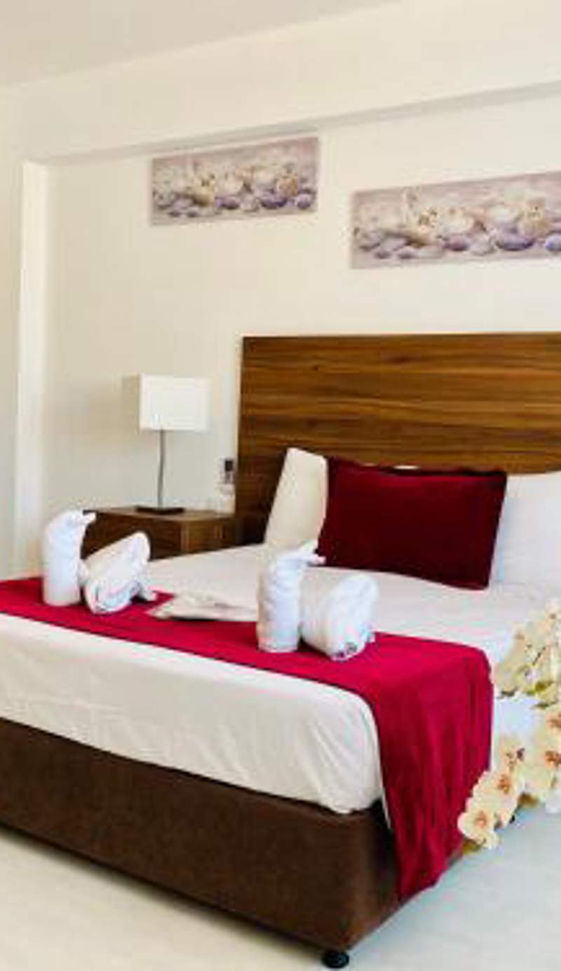Eleonora Hotel Apartments