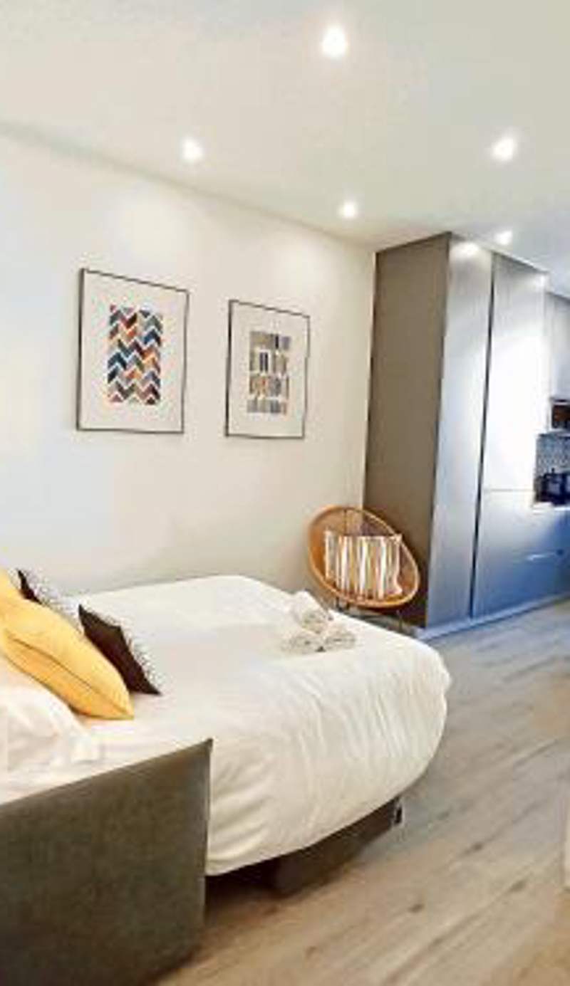 Brand-New 1 Bedroom Fully Refurbished
