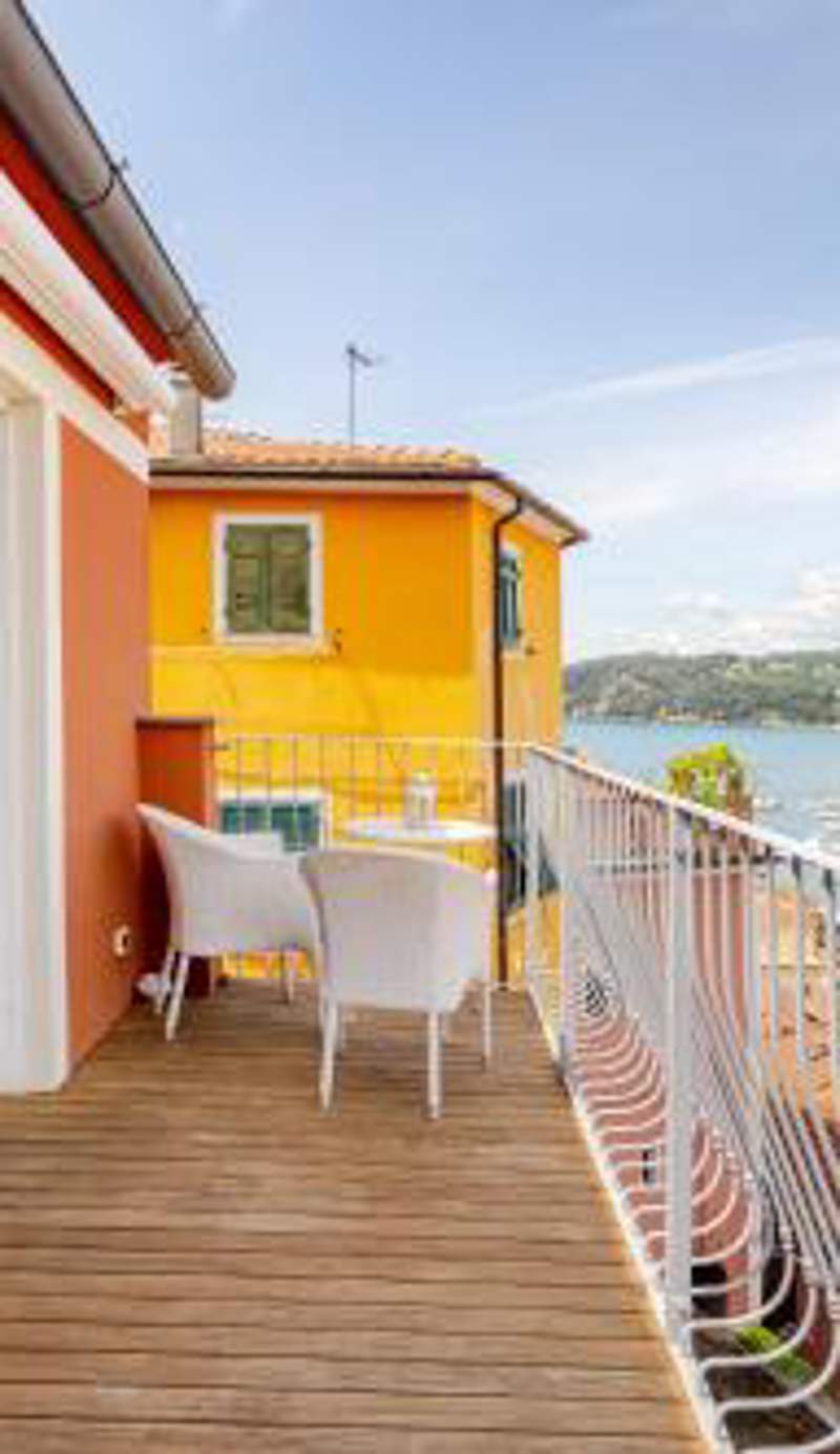 Penthouse-sea view terrace in the historic center