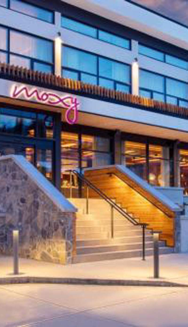 Moxy Banff