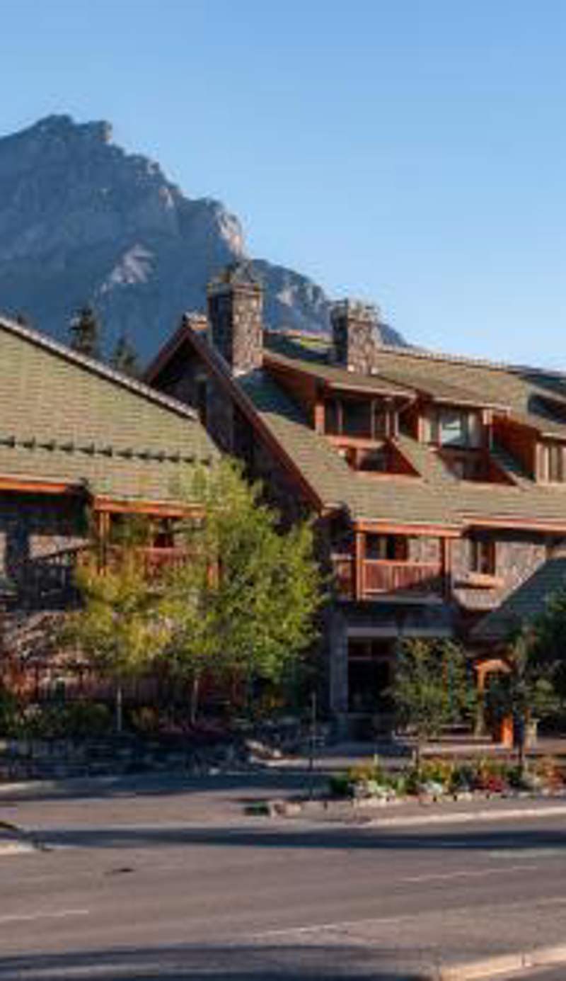 Fox Hotel and Suites