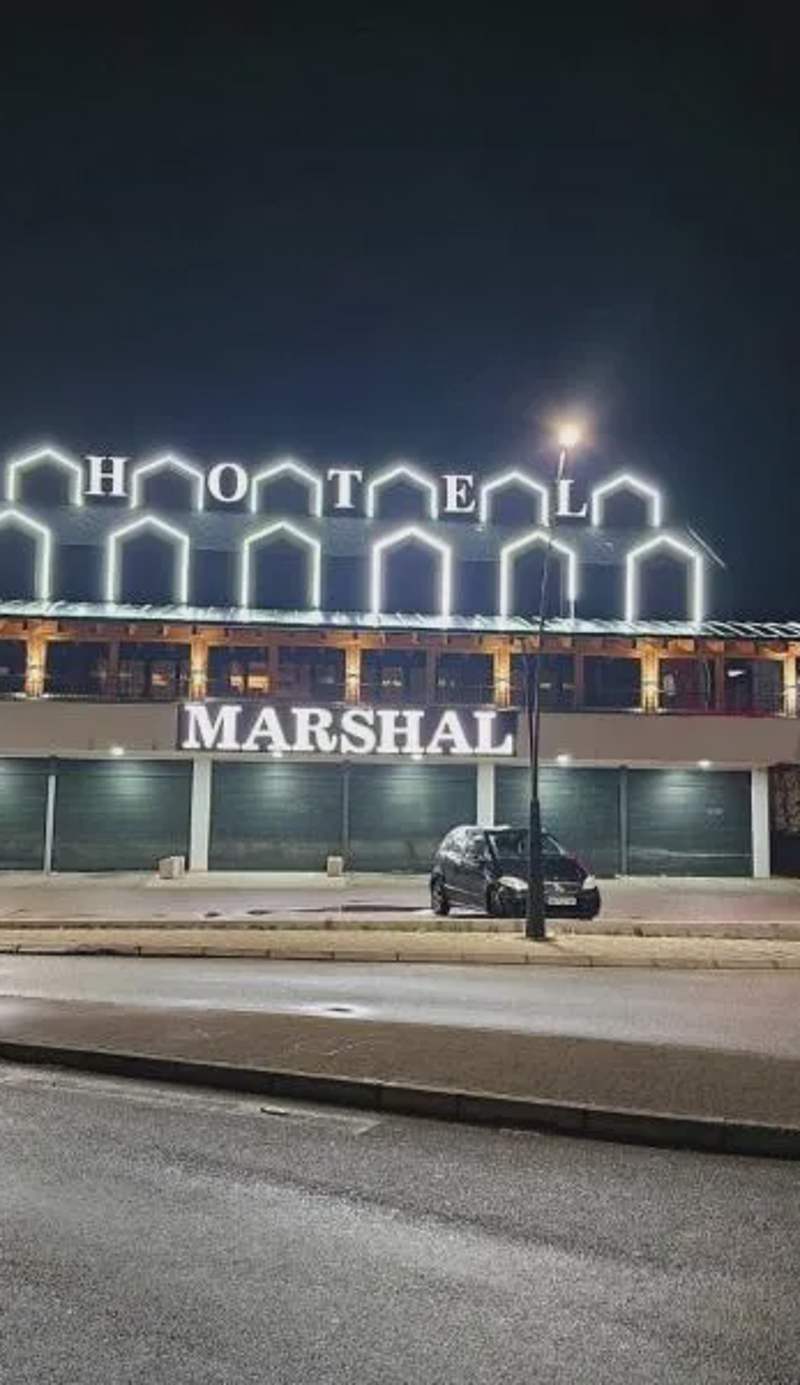 Hotel Marshal