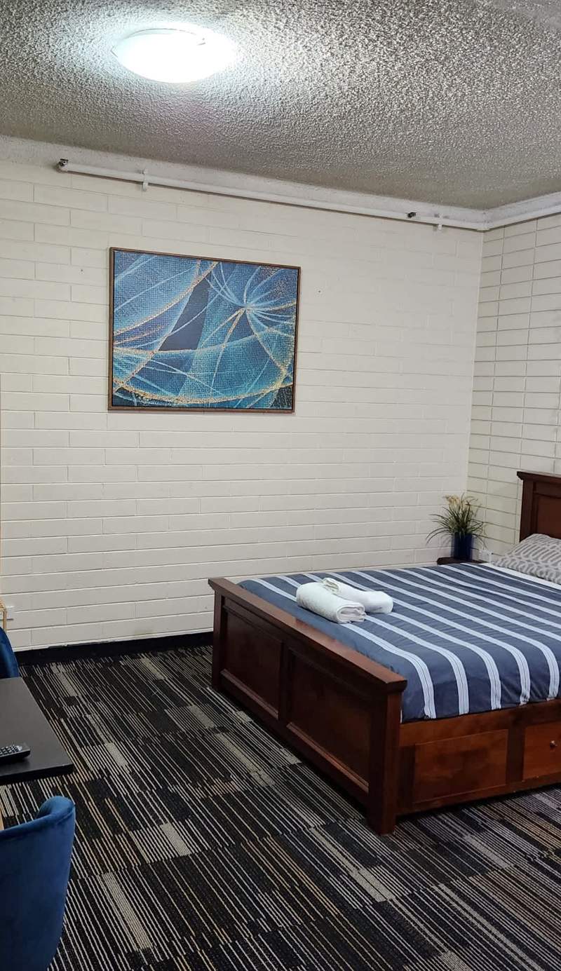 Adelaide Backpackers and Travellers inn