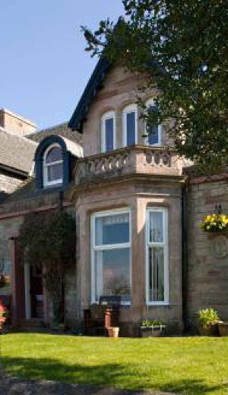 Royston Guest House Inverness