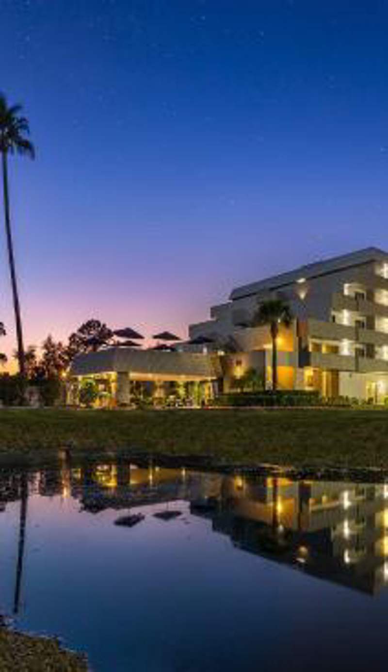 Palazzo Lakeside Hotel