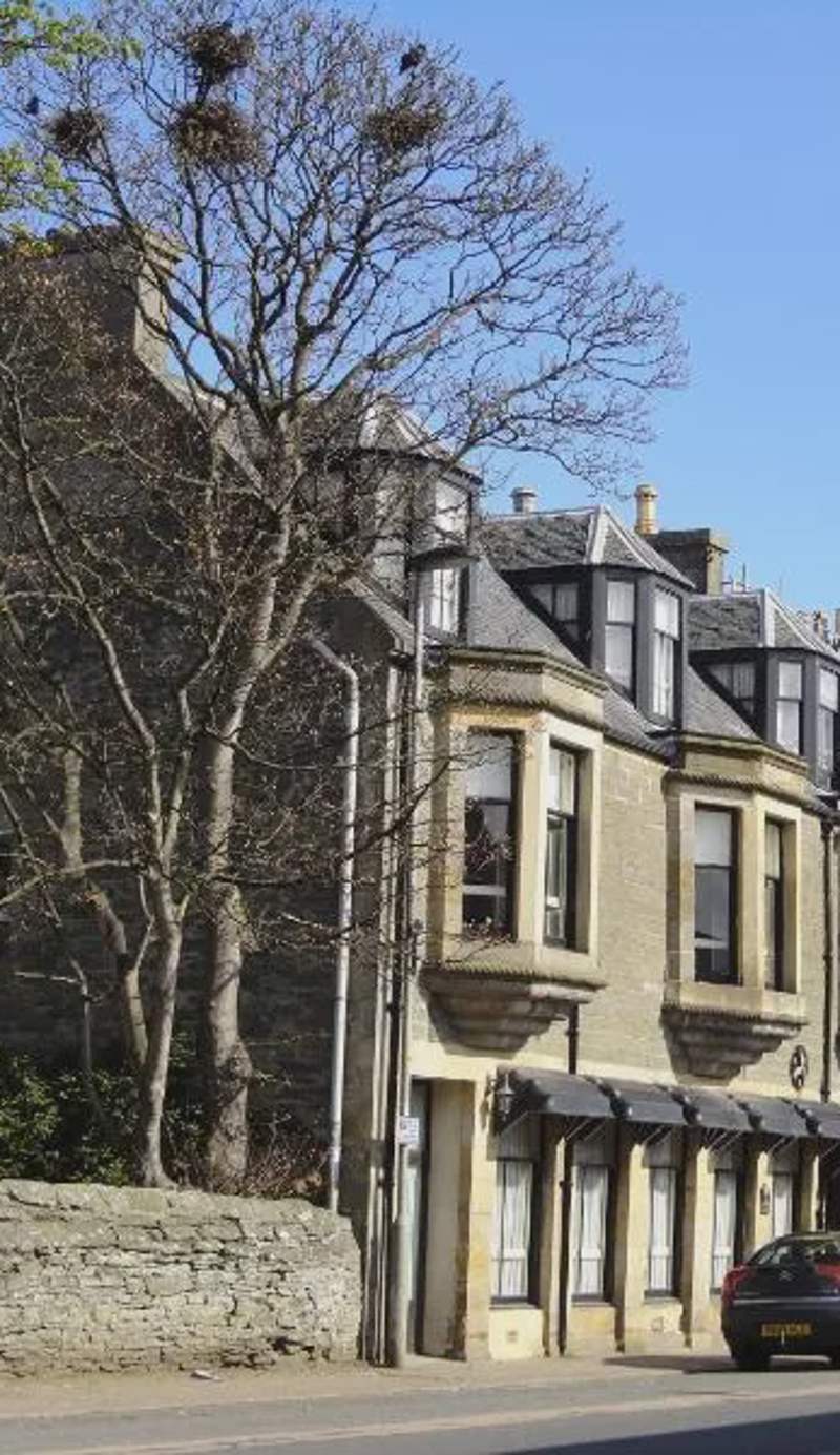 Pentland Hotel