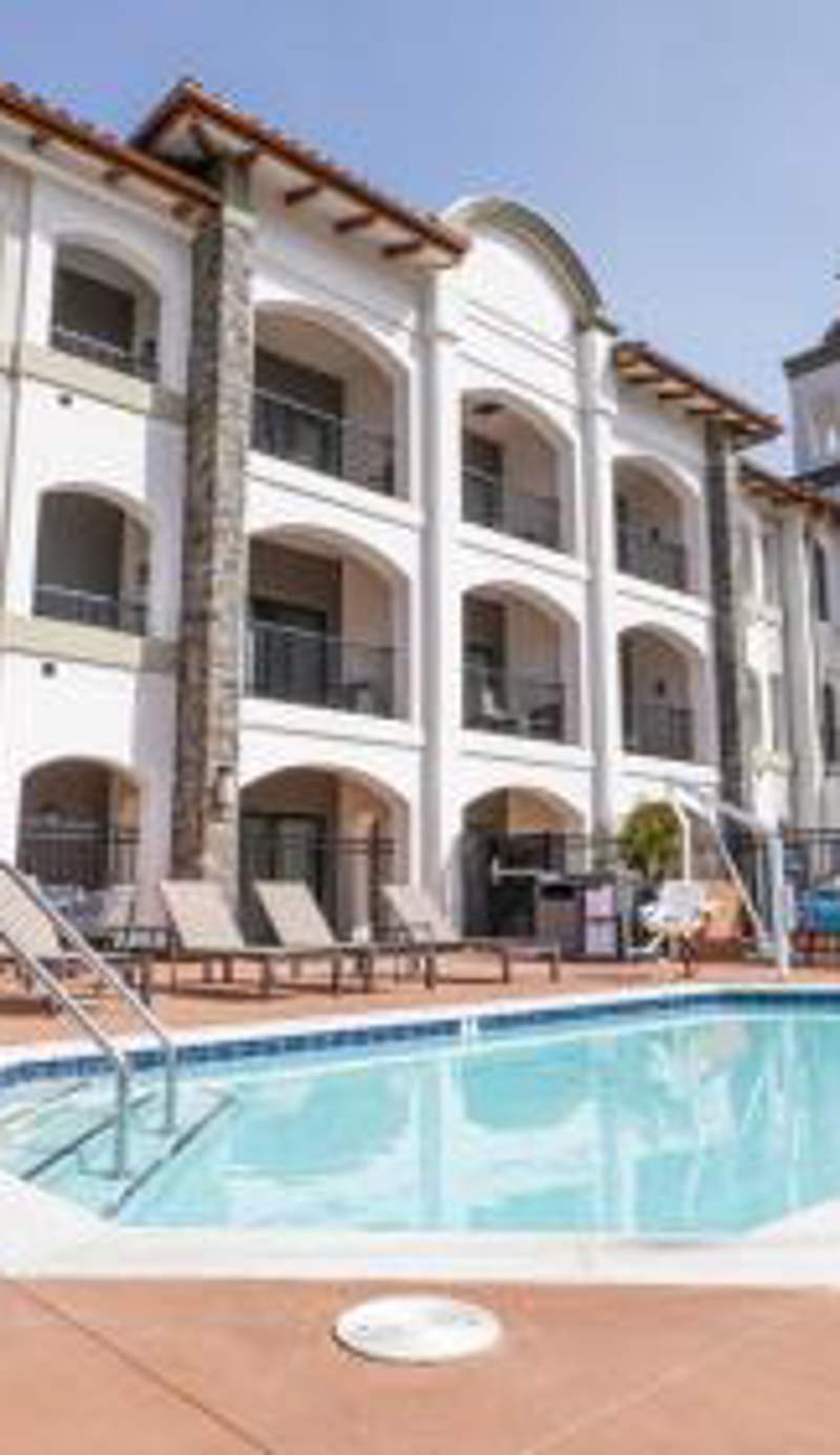 La Quinta Inn & Suites by Wyndham Santa Cruz