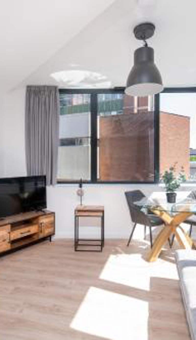 123 Queen Street - Home Crowd Luxury Apartments