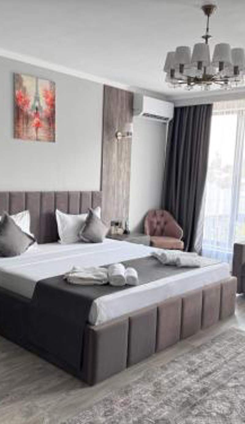 Kausar Hotel