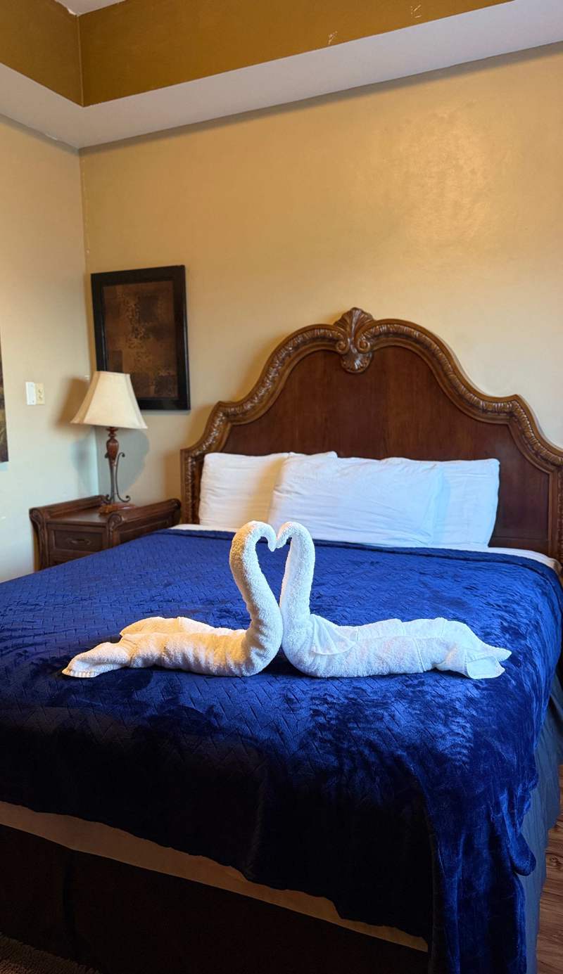 Hotel Royal Blue & Golf Cart Rental