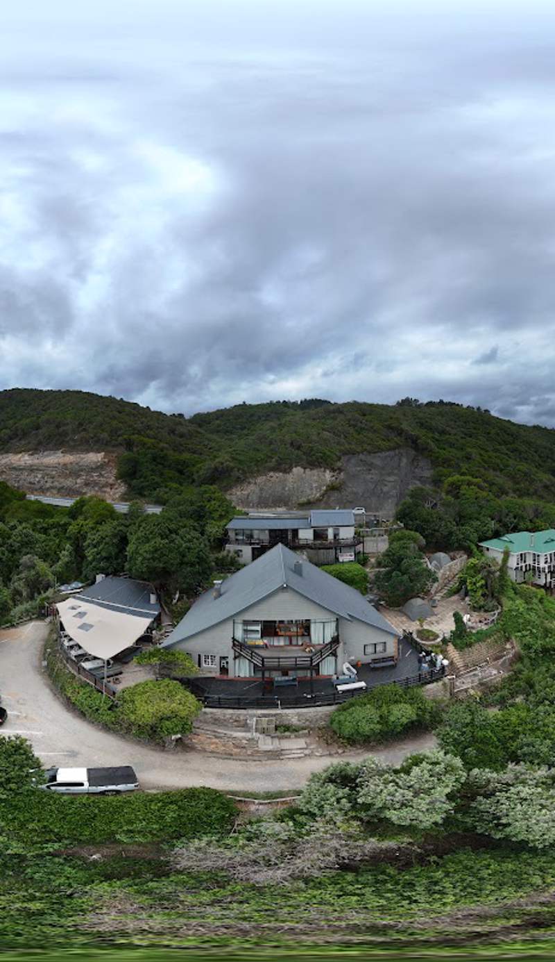 Wilderness Beach House Backpackers