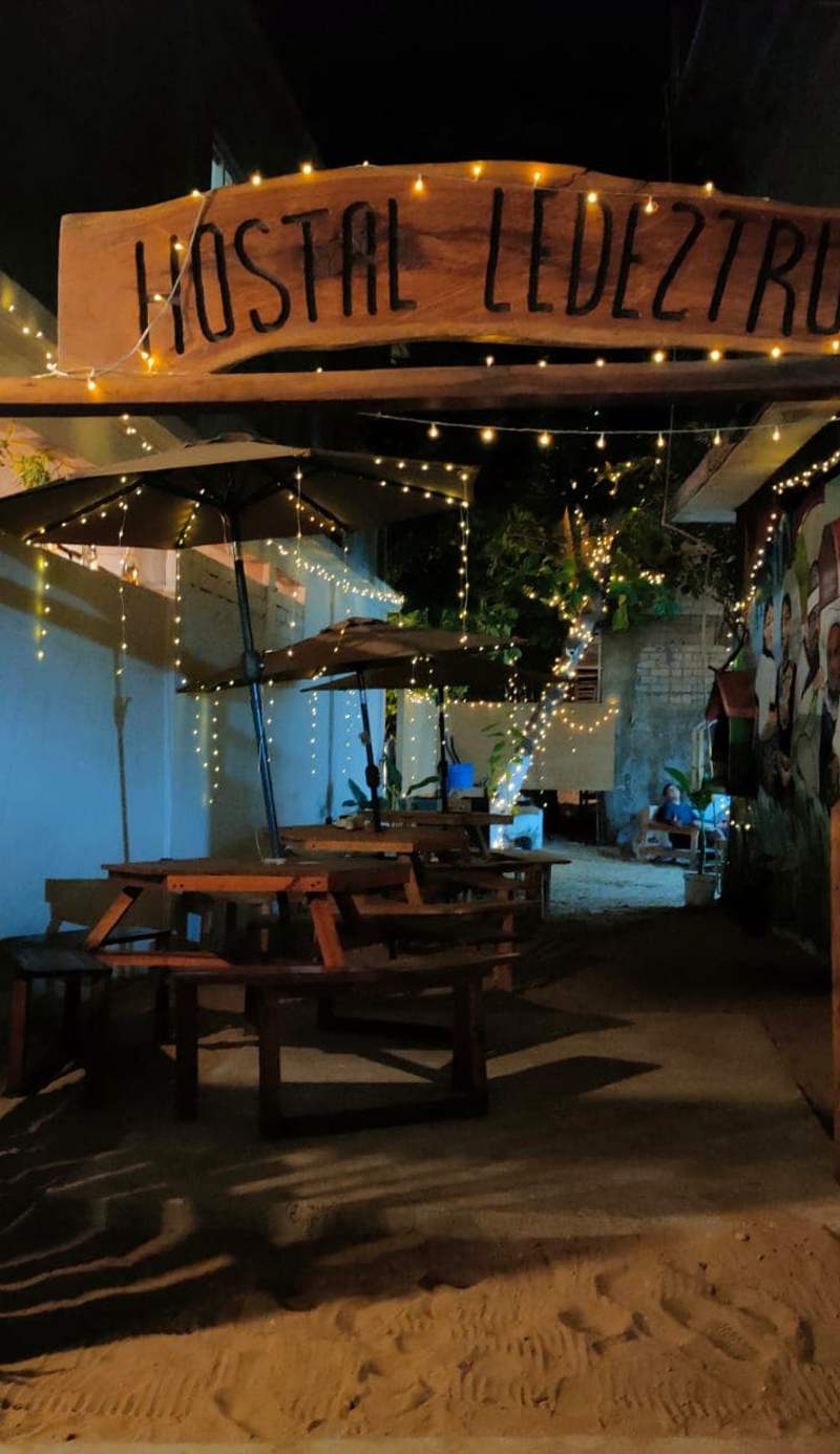 Hostal Ledeztrus