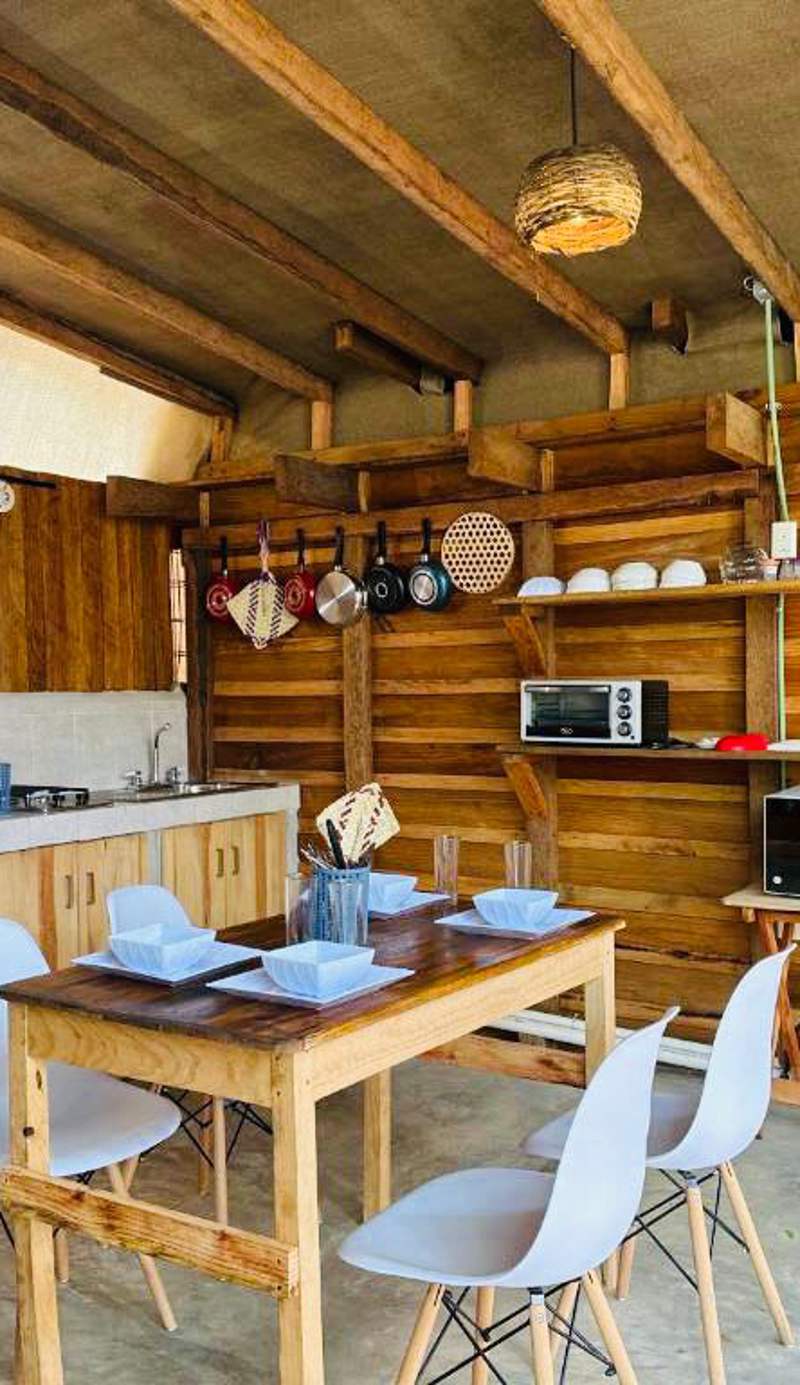 Straw Hat Suites La Punta